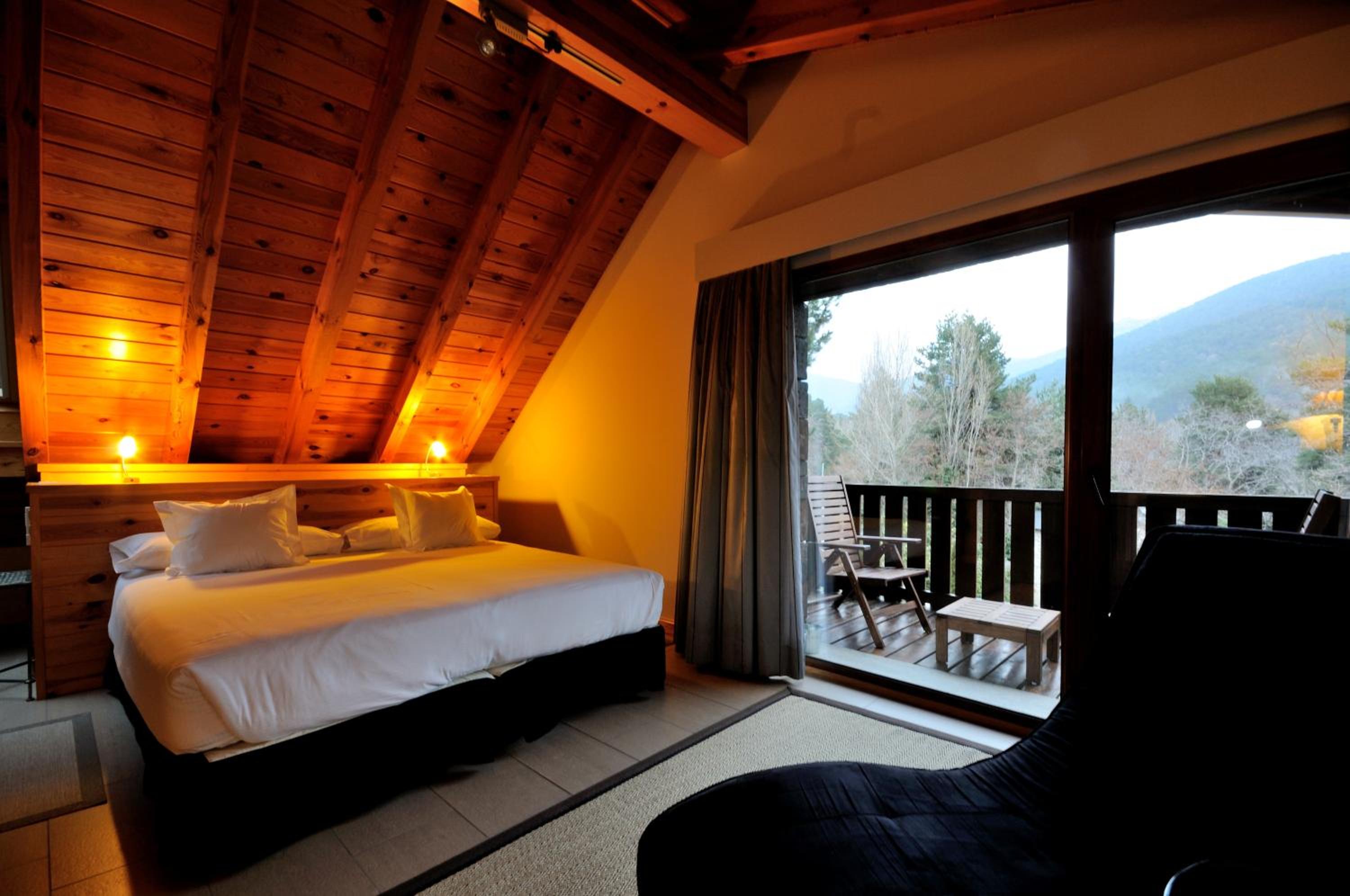 Suite - Photo 5