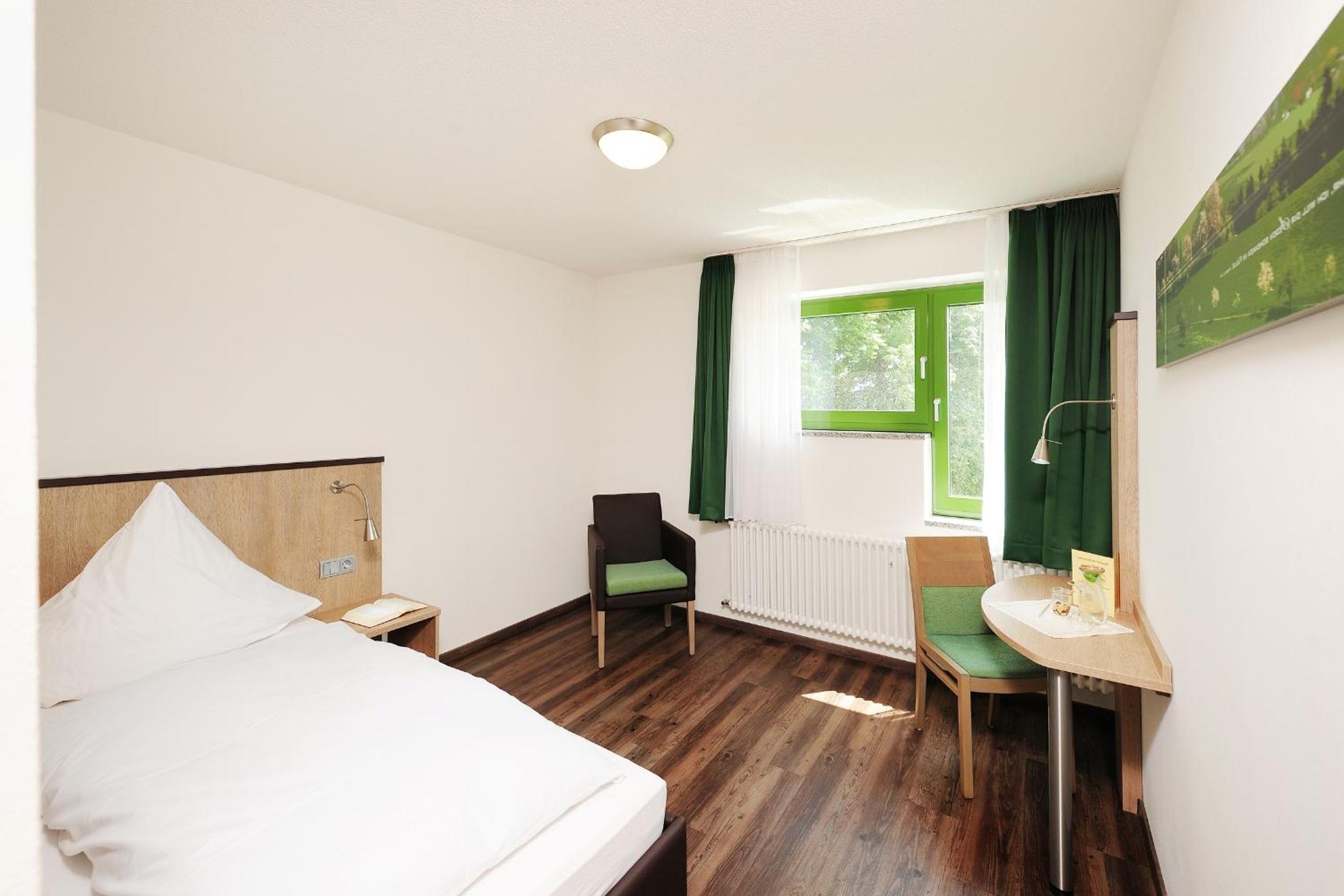 Double Room with Private Bathroom - Photo 1