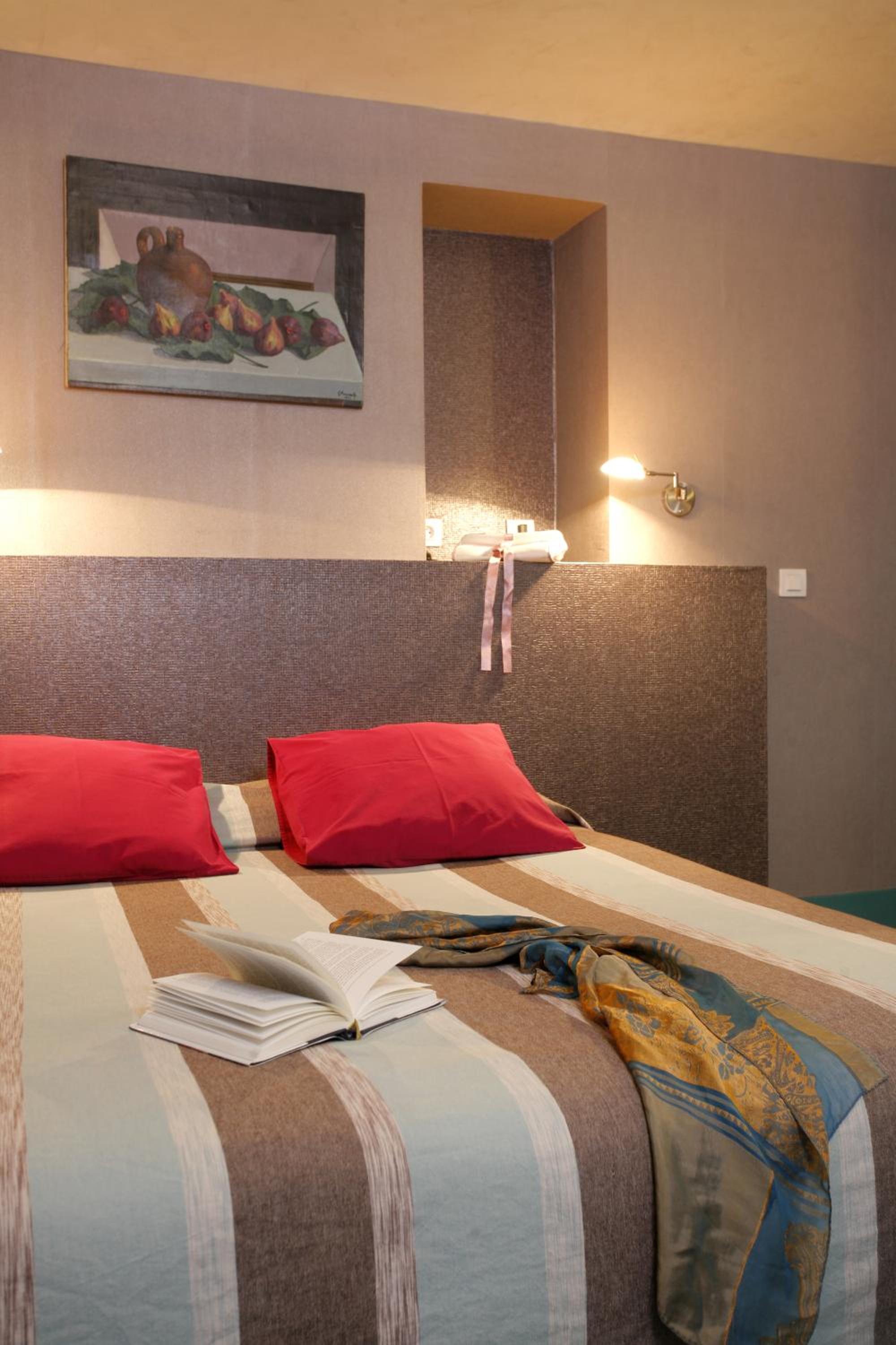 Superior Double Room - Photo 2