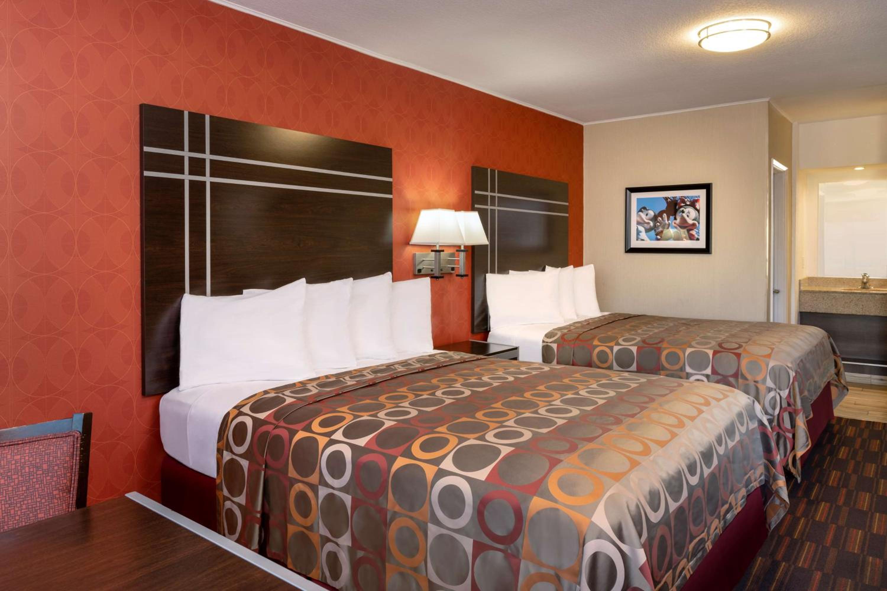 Two-Bedroom Family Suite - Non-Smoking - Photo 1