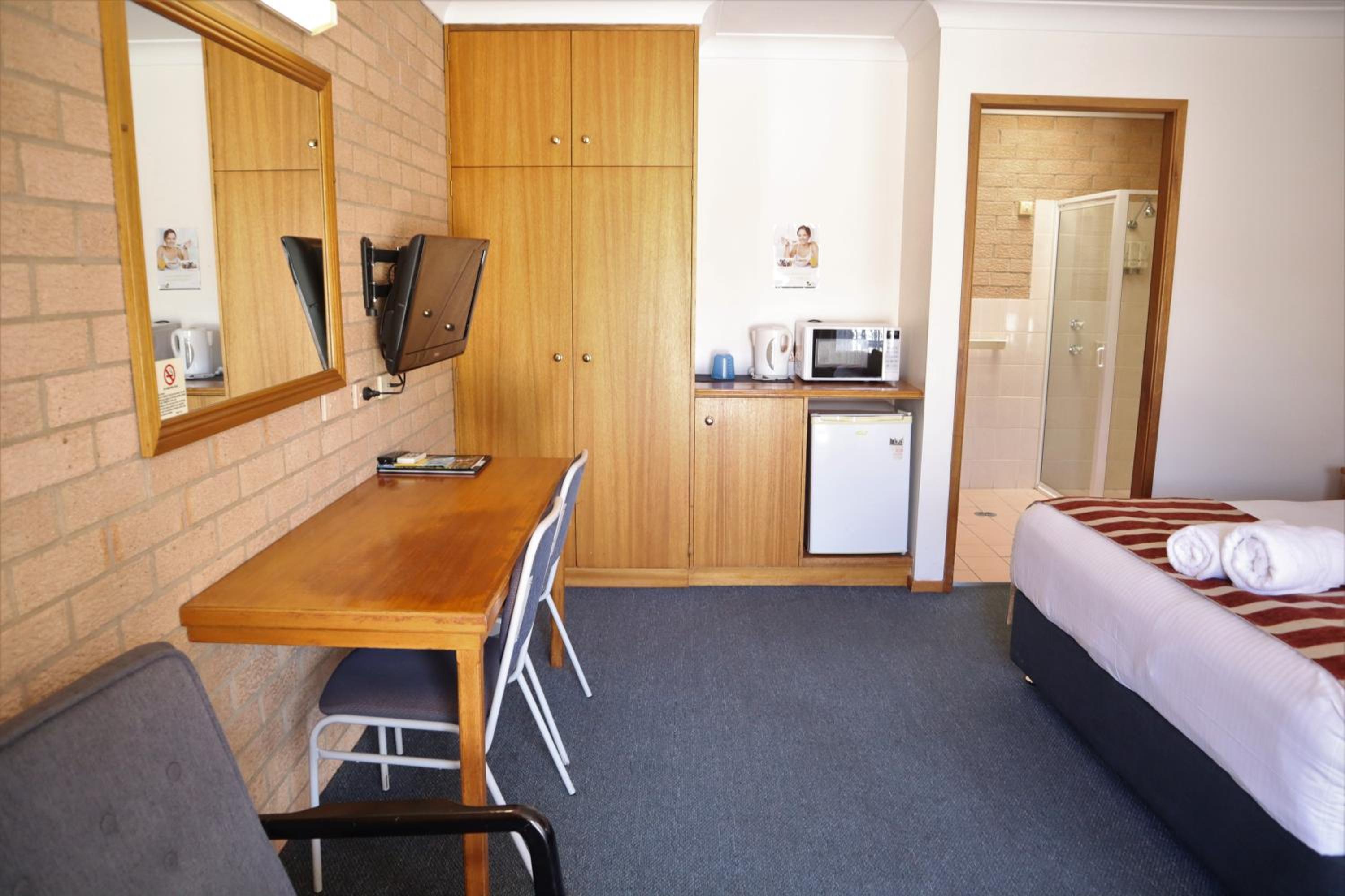 Executive King Room - Photo 2