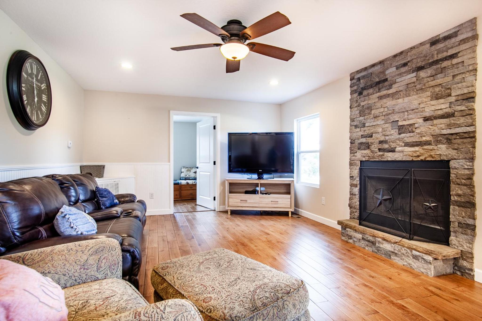 Three-Bedroom House photo 1