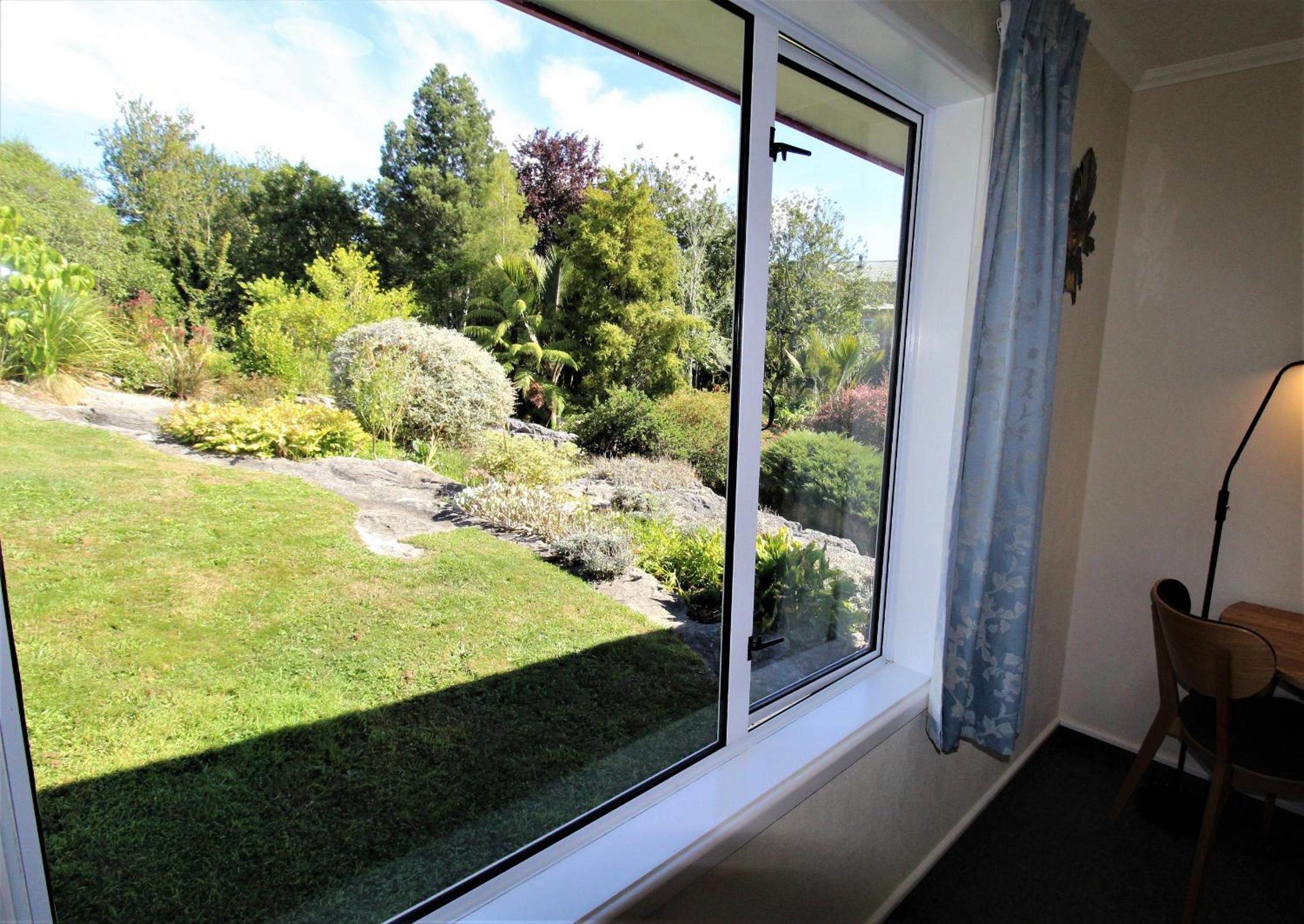 Deluxe Double Or Twin Room With Garden View photo 2