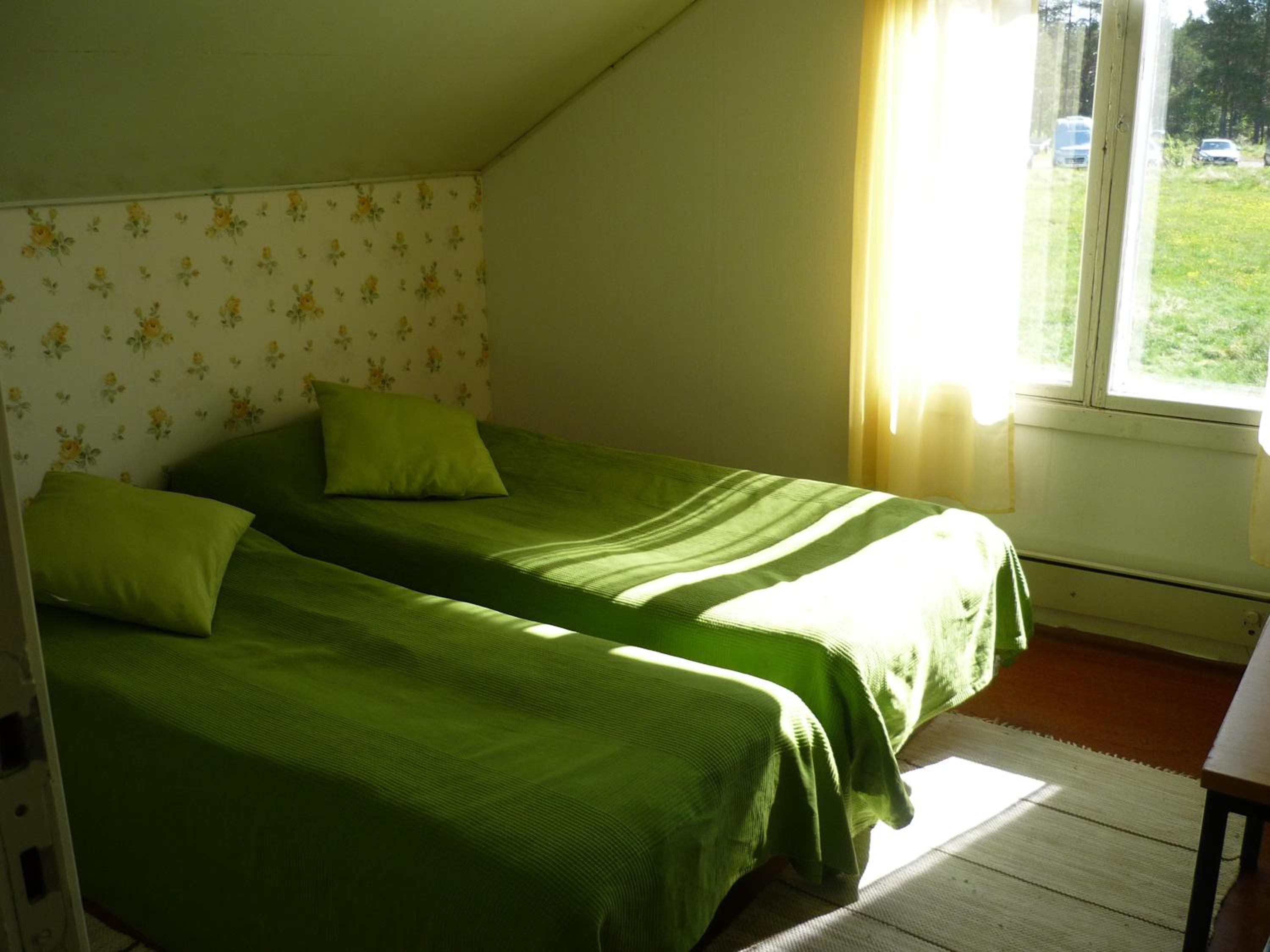 Twin Room with Shared Bathroom photo 2