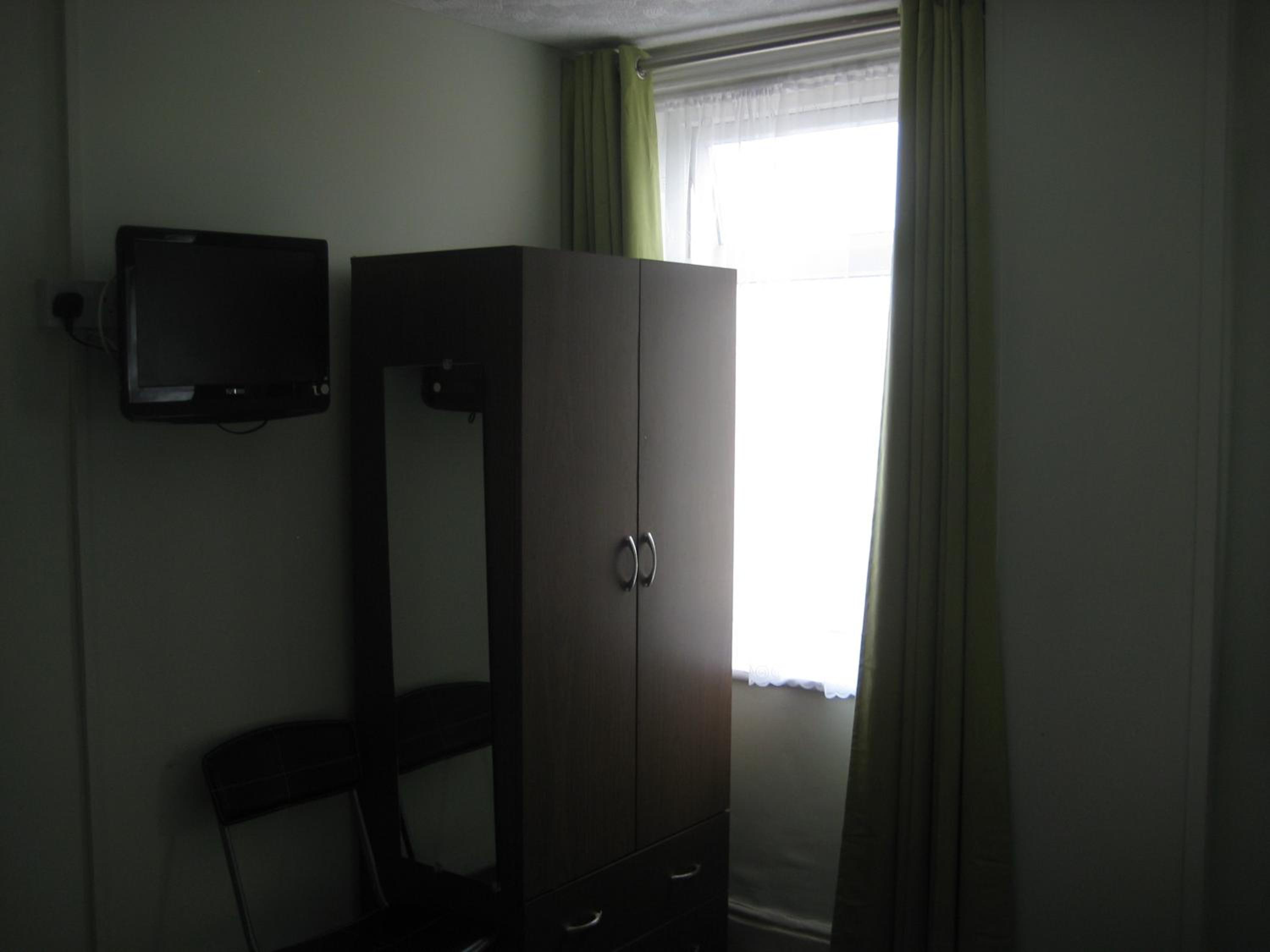 Large Double Room photo 3