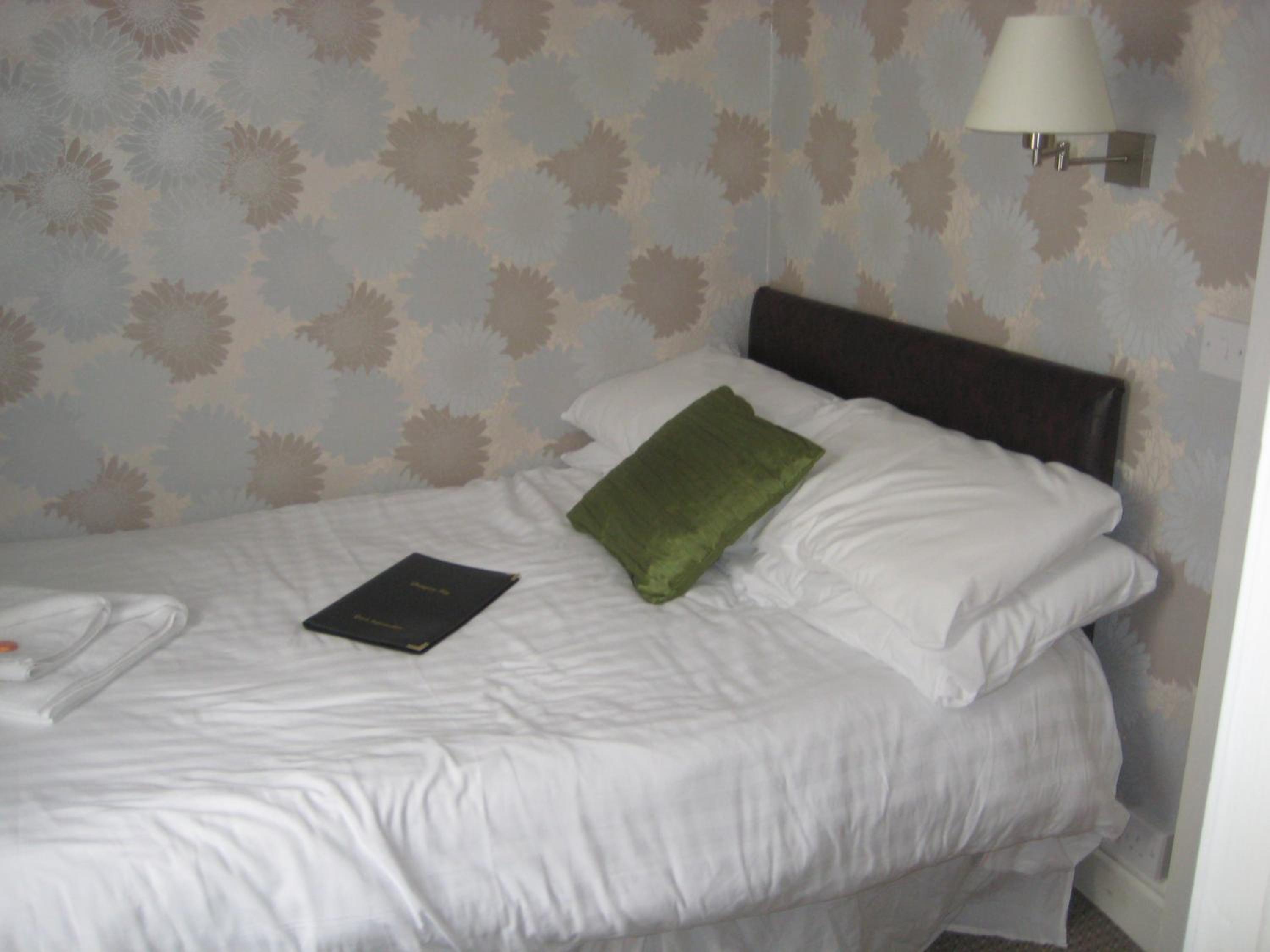 Small Double Room photo 1