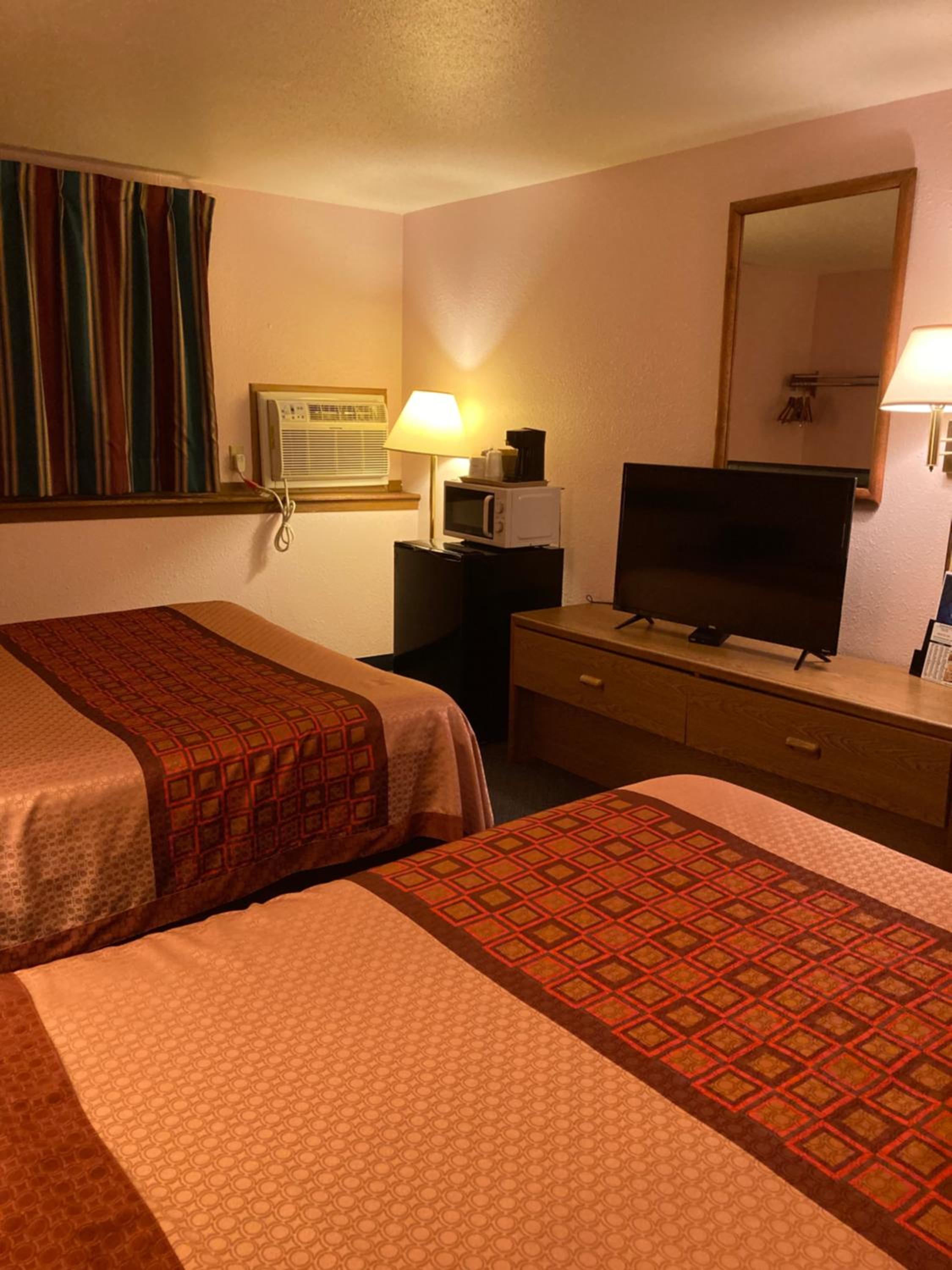 Deluxe Queen Room photo 3