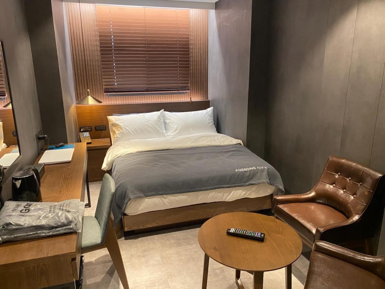 Double Room - Photo 1