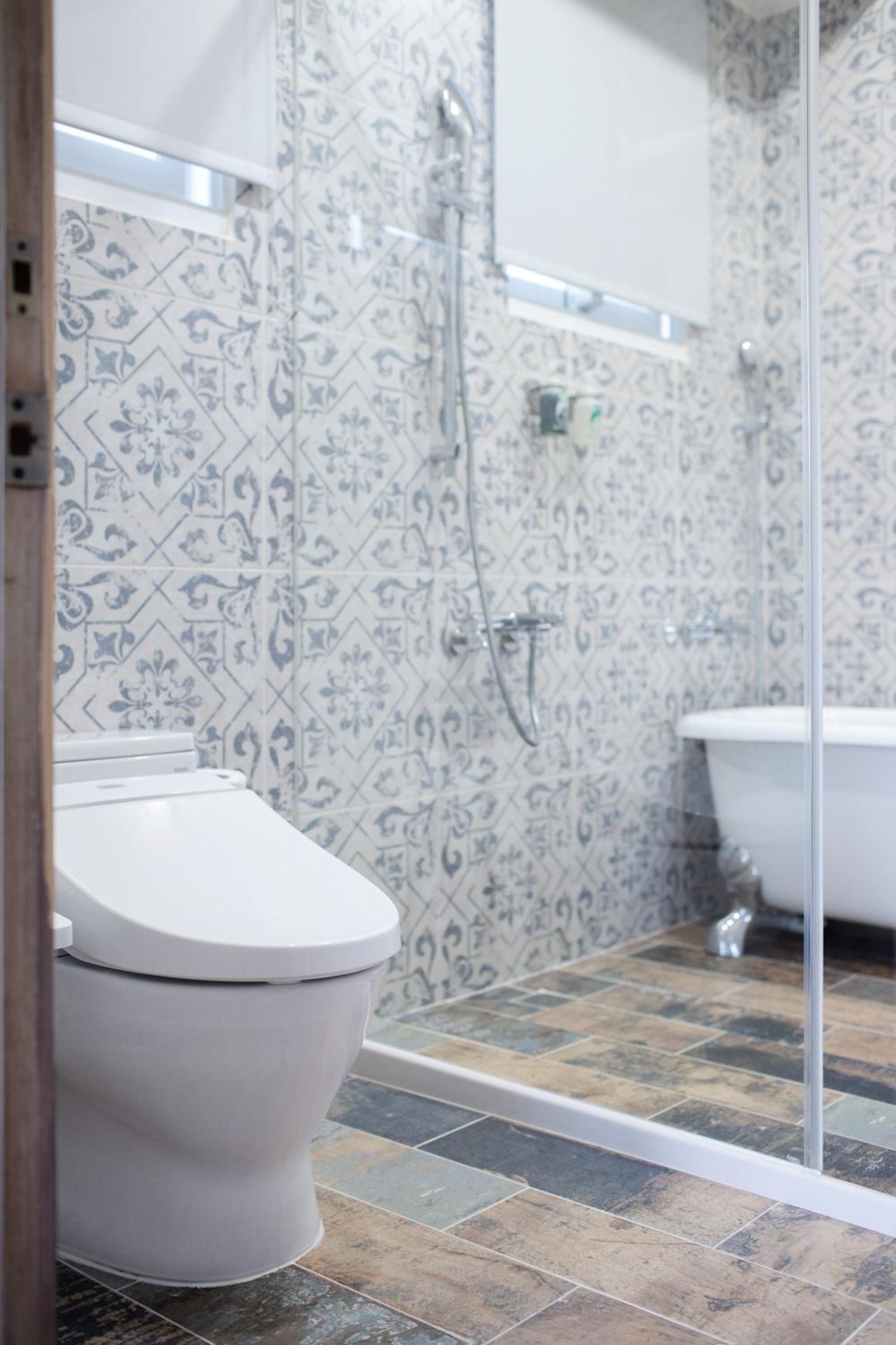 Deluxe Double Room with Bath photo 3