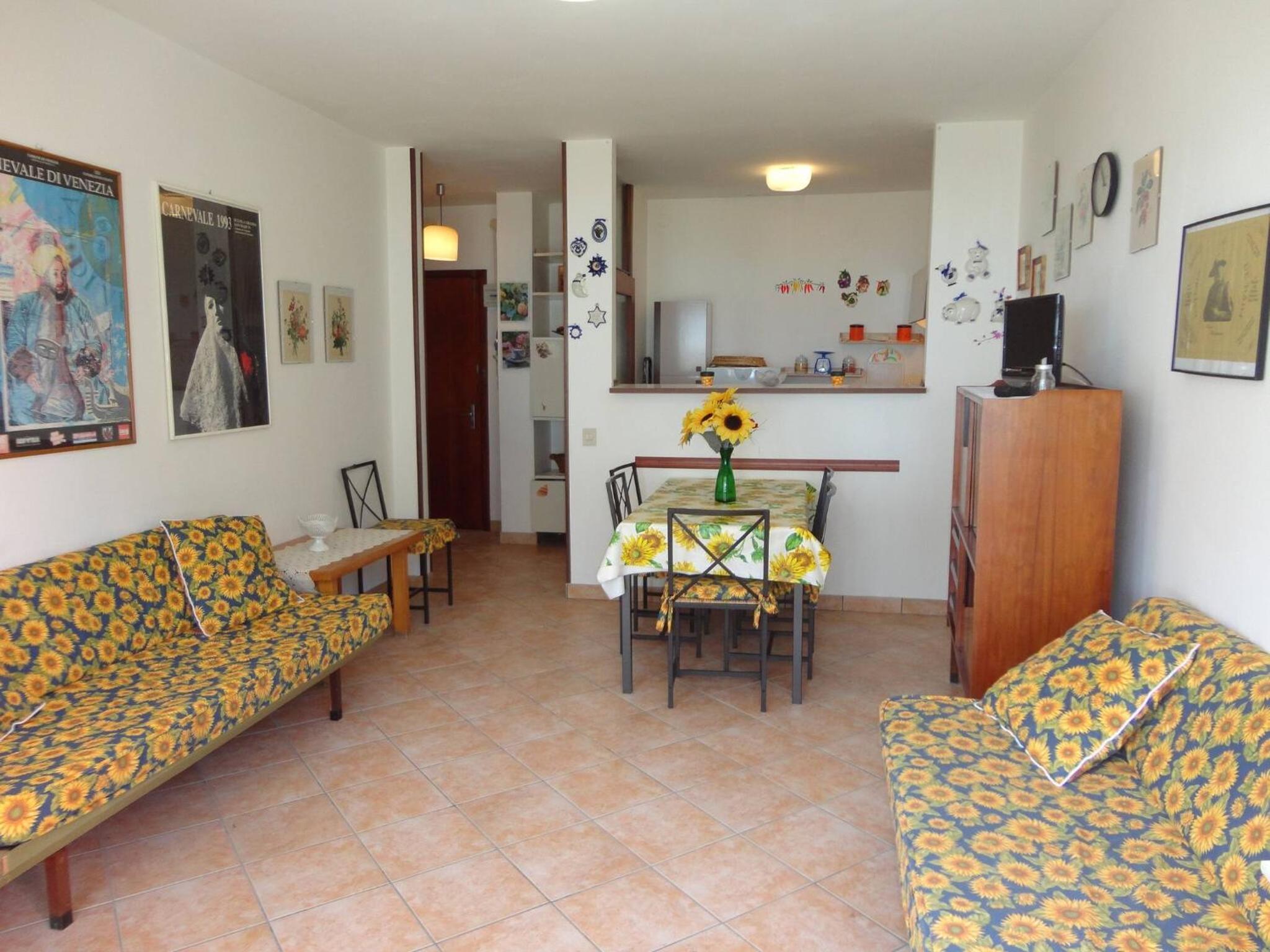 Apartment photo 1