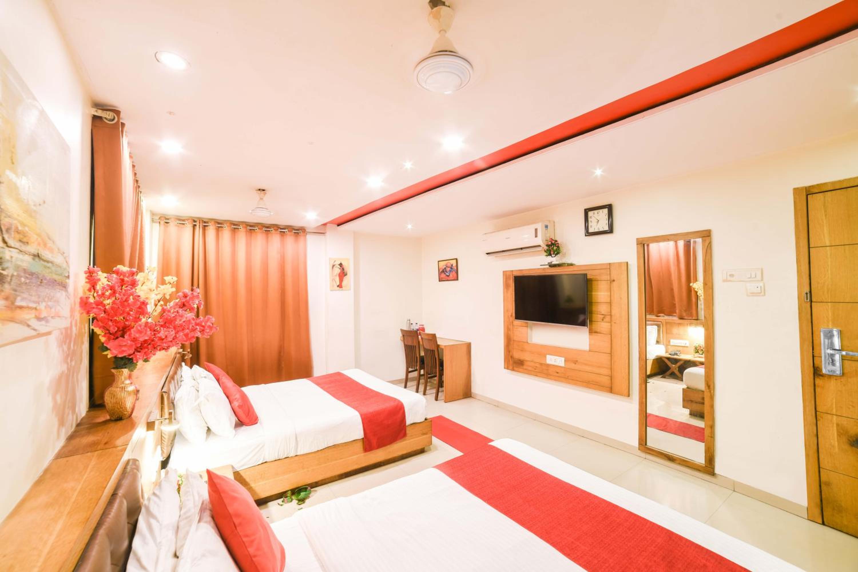 Family Suite - Photo 7