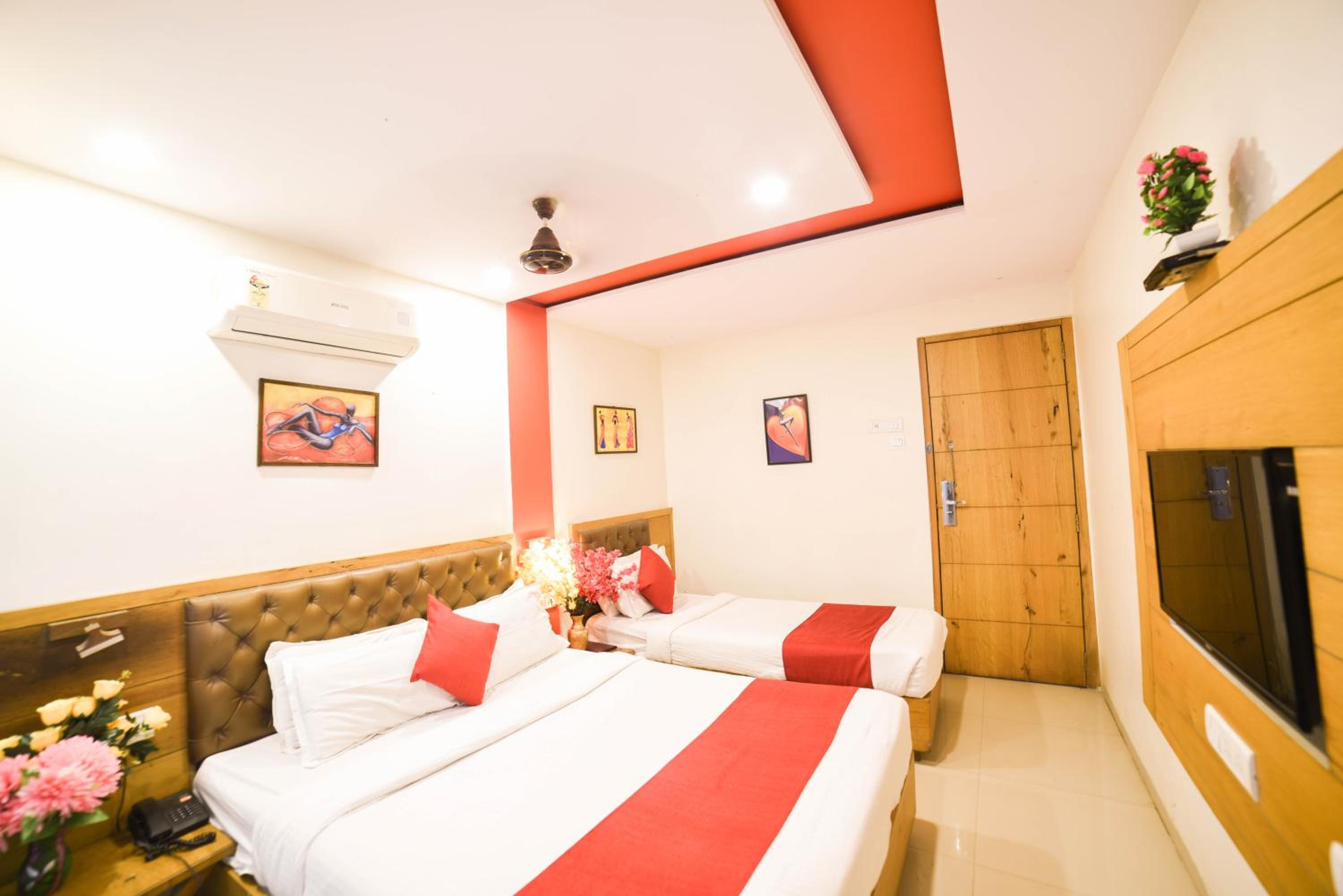 Deluxe Triple Room - Photo 13