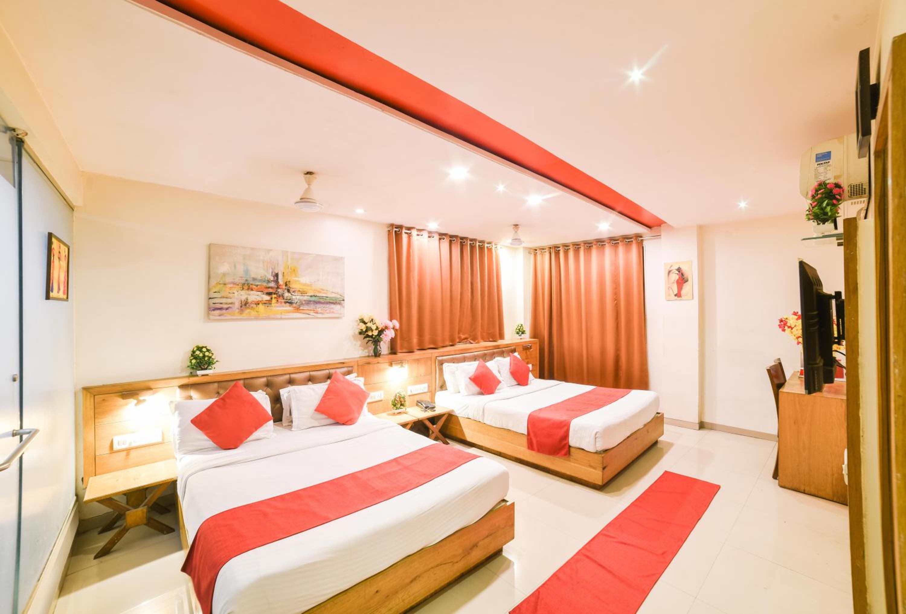 Family Suite - Photo 1