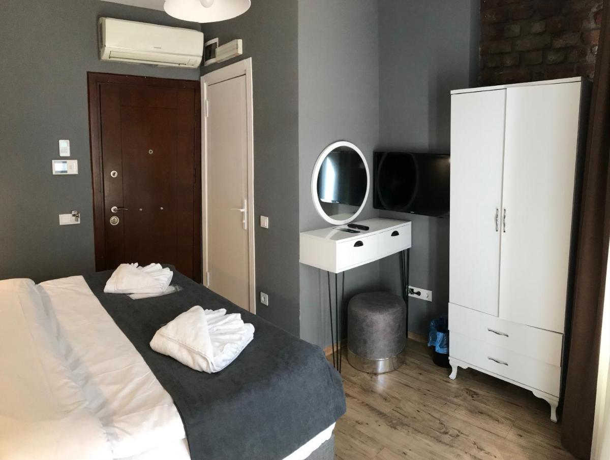 Standard Double or Twin Room photo 2