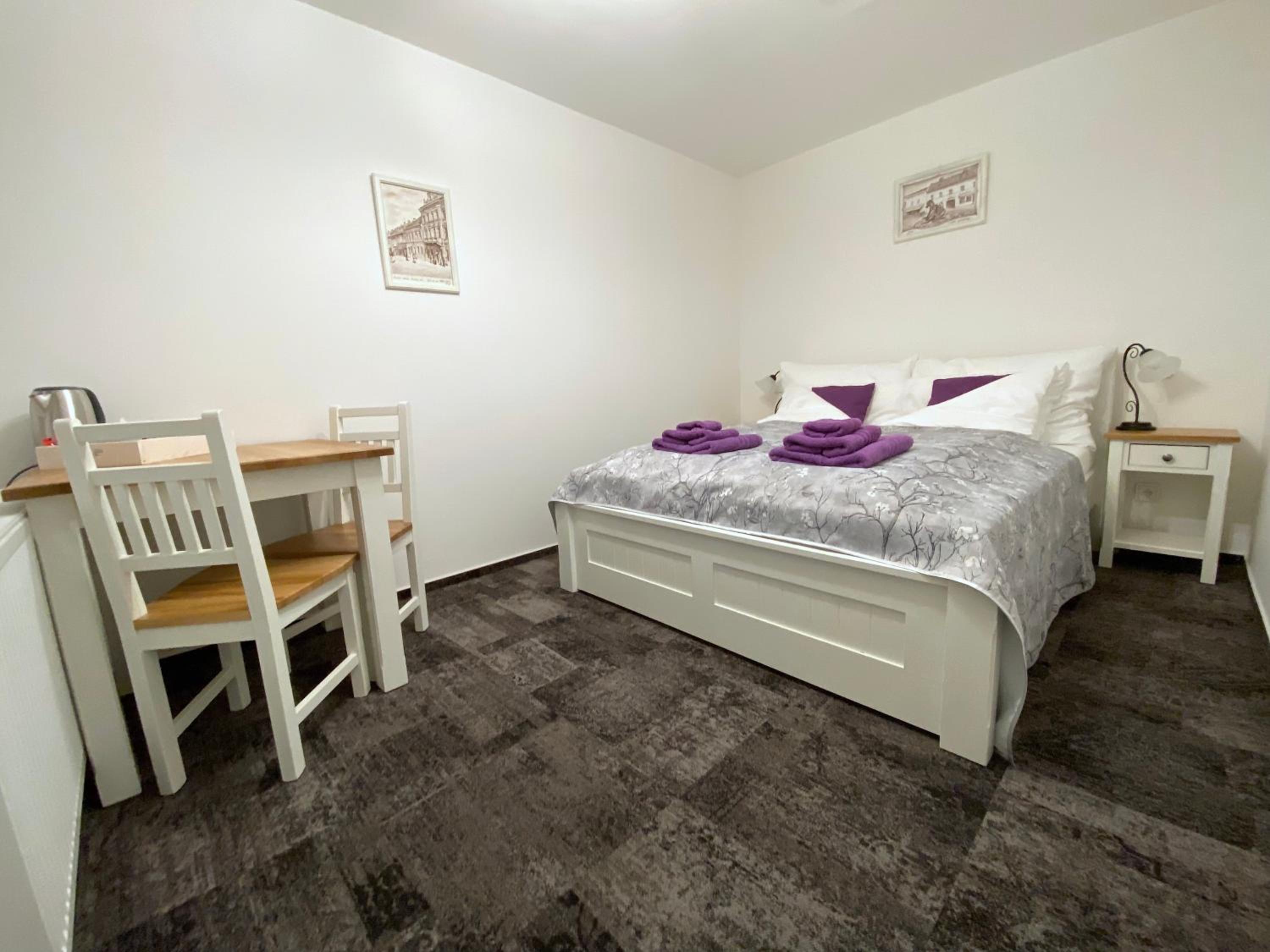 Standard Double Room photo 2
