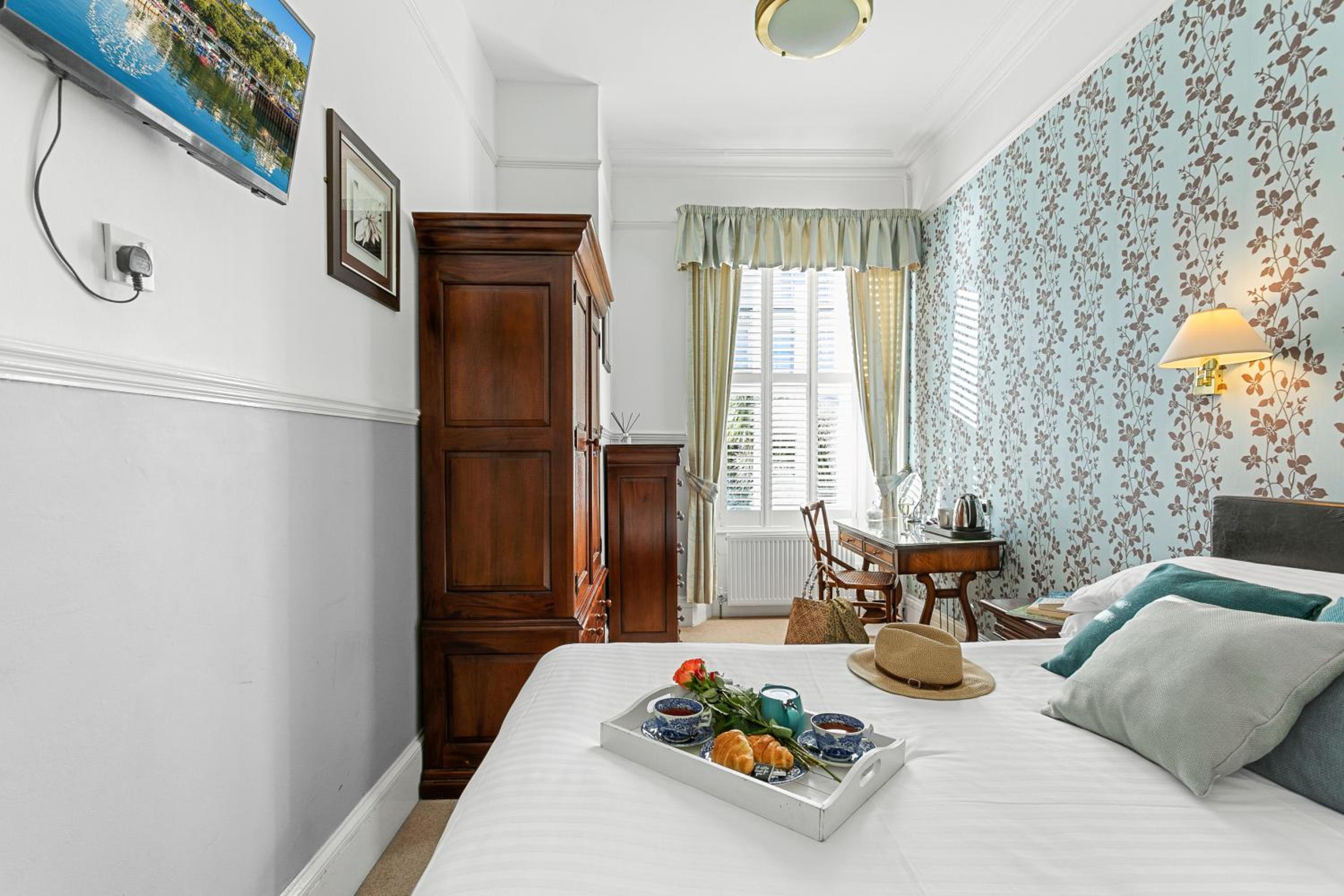 Standard Double Room photo 2