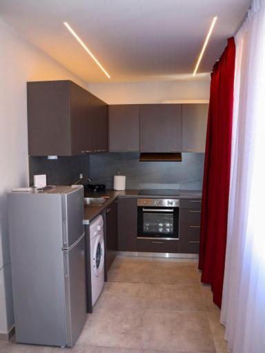 Two-Bedroom Apartment - Photo 8