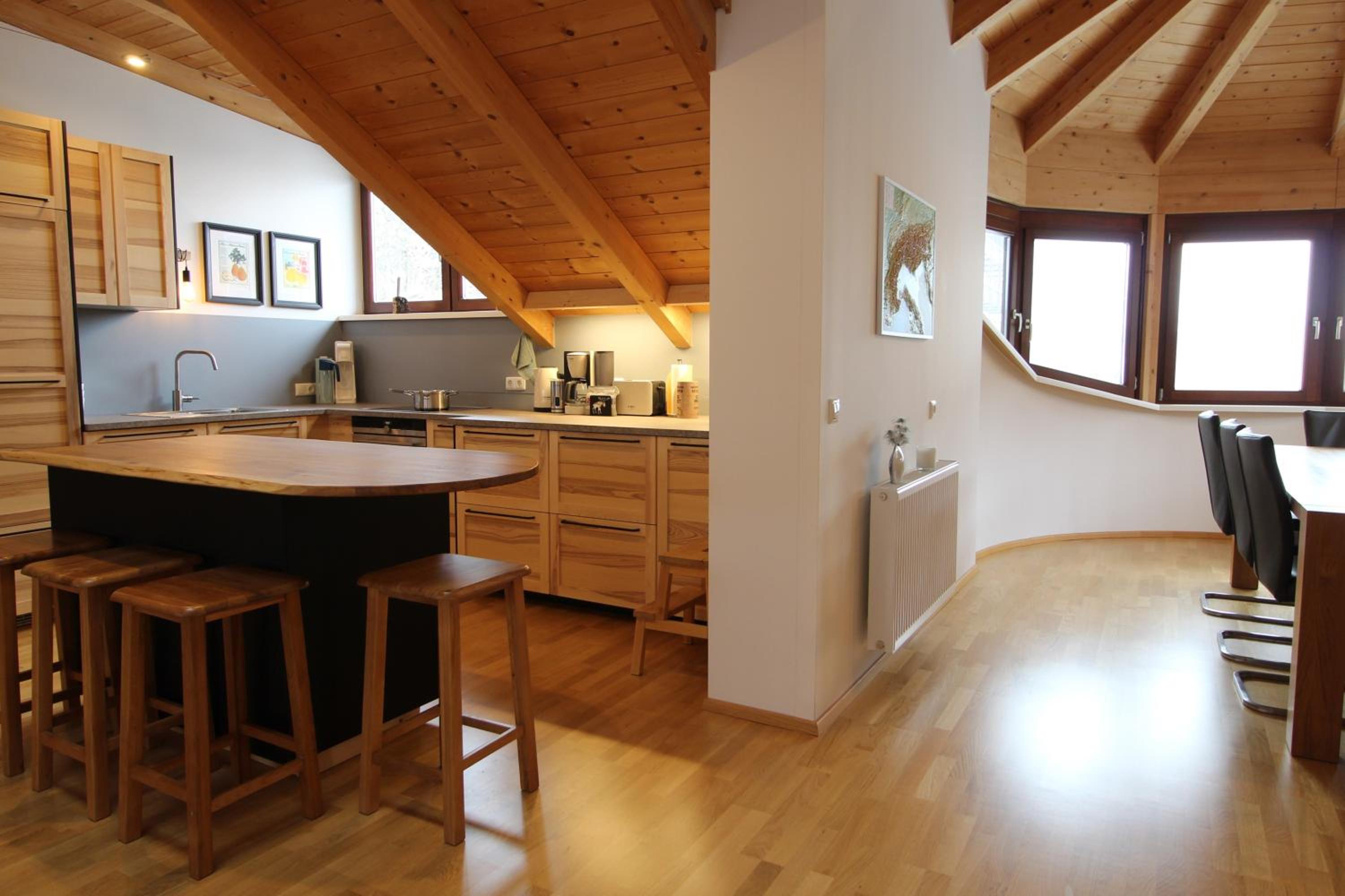 Three-Bedroom Apartment photo 2