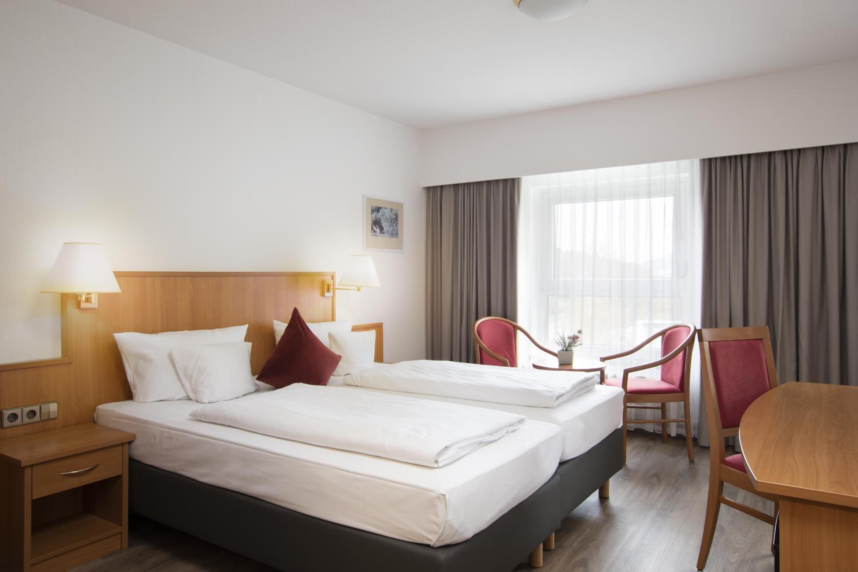 Standard Double Room - Photo 2