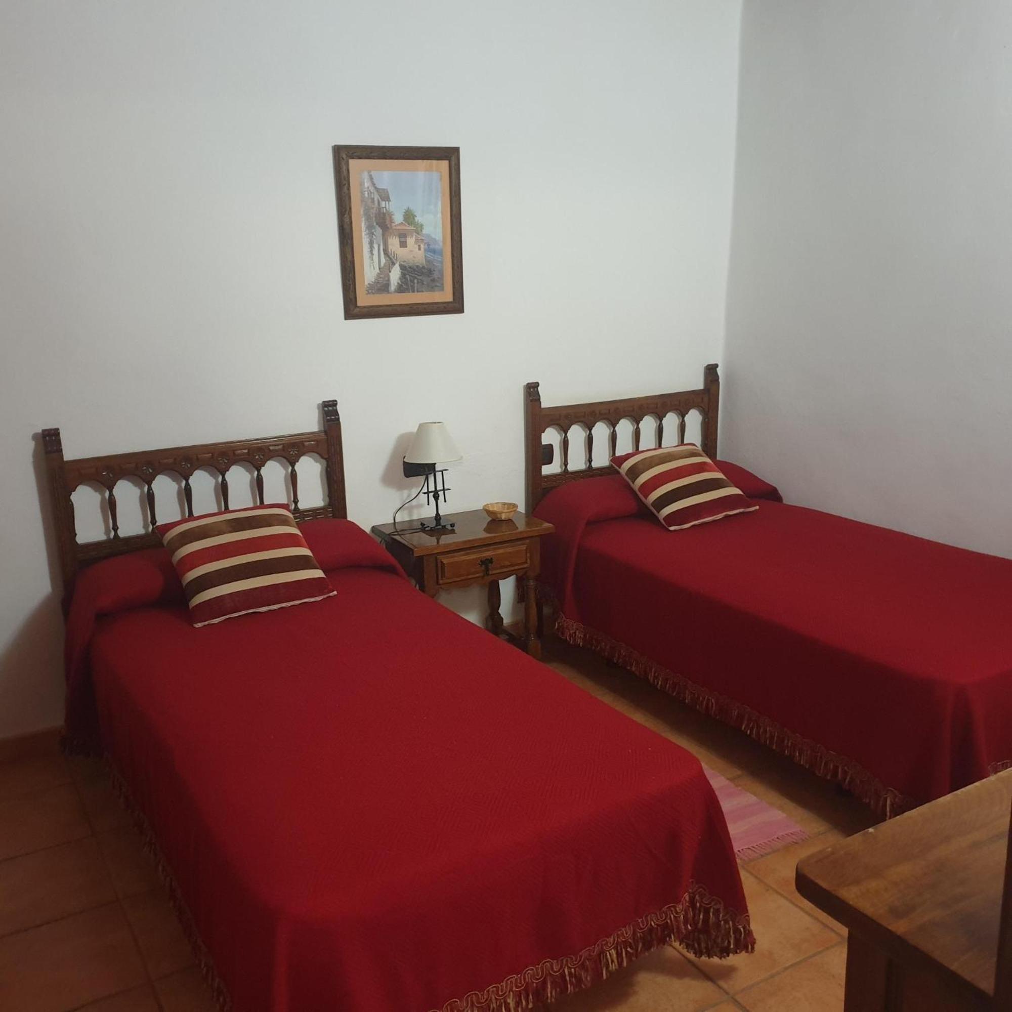 Twin Room 1 photo 2