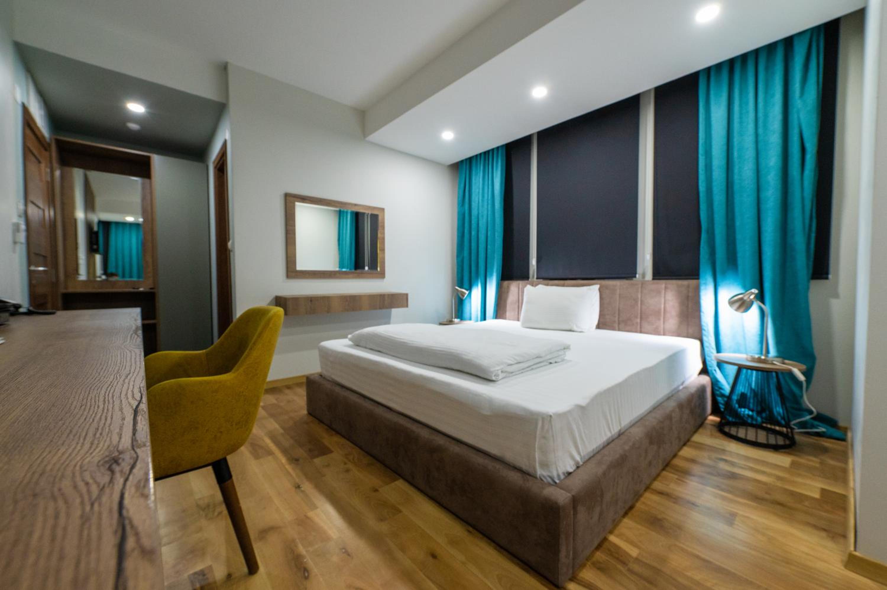 Deluxe Double Room - Photo 2