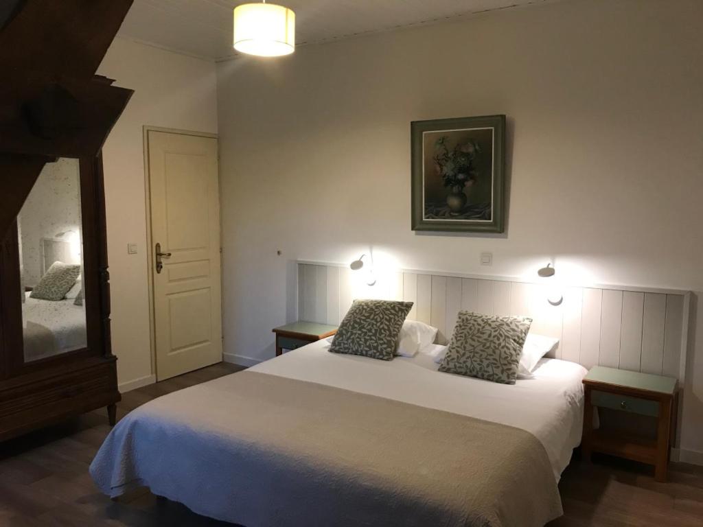 Double or Twin Room photo 2