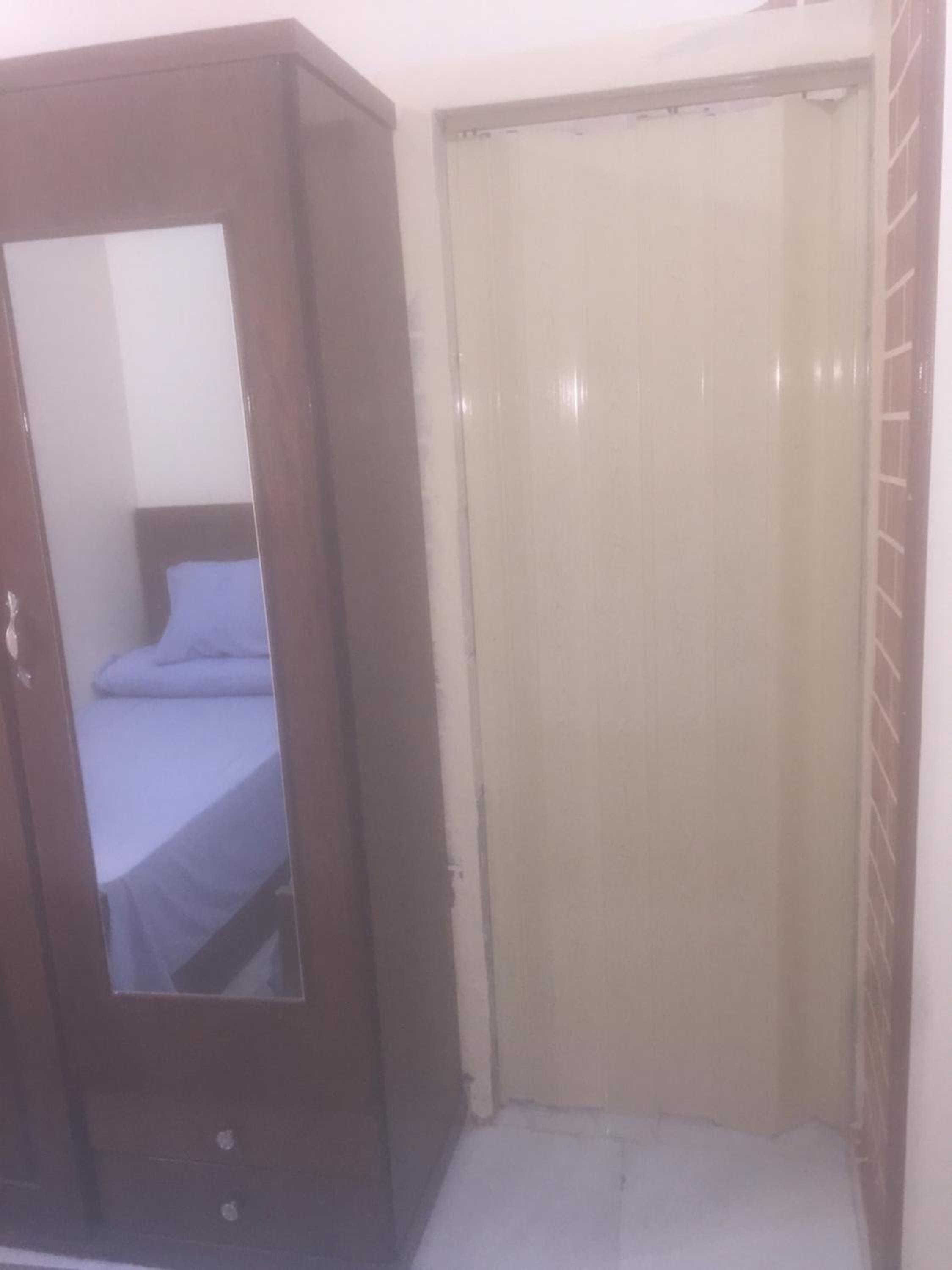 Double Room with Private Bathroom - Photo 31