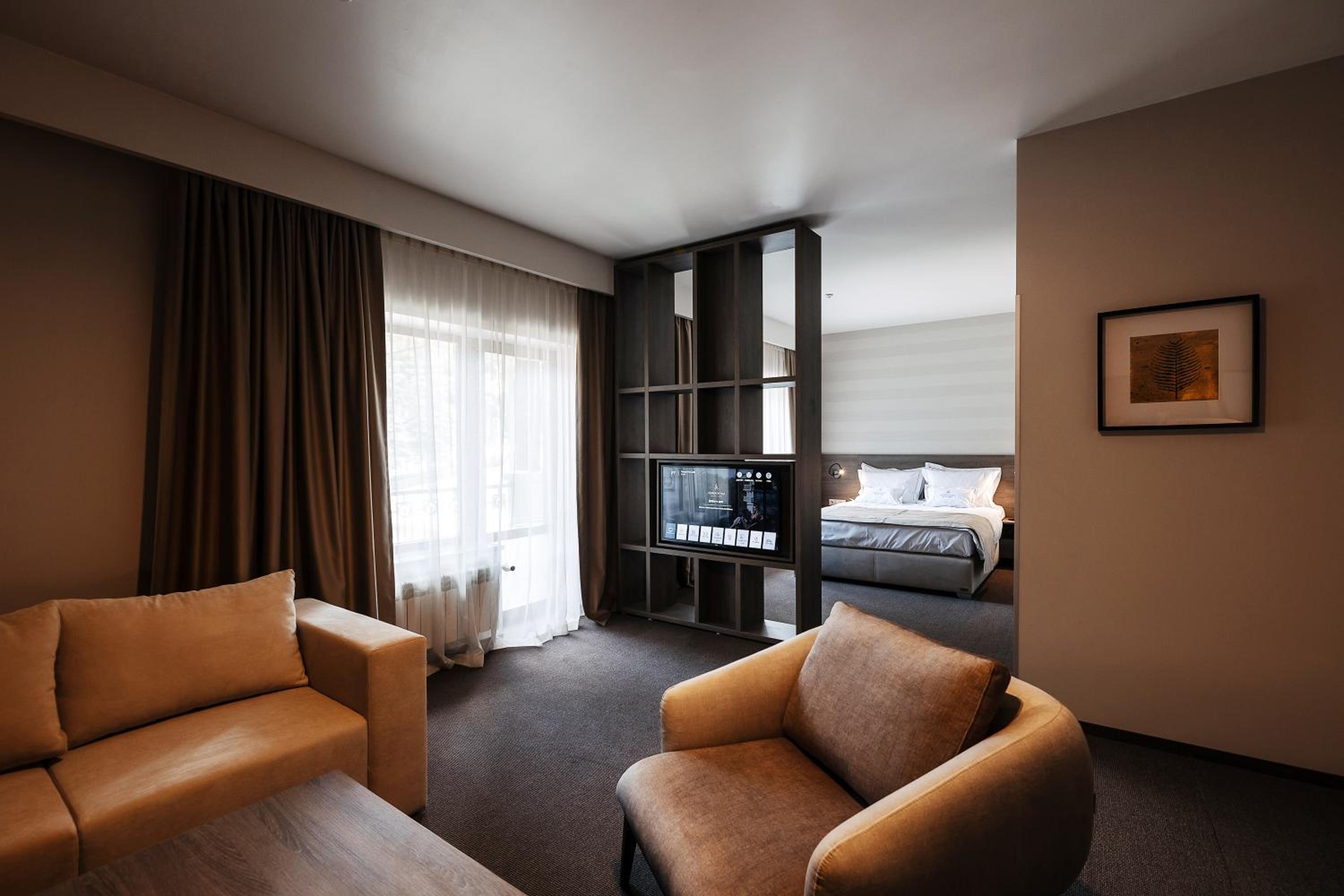 Deluxe Double Room with Bath photo 1