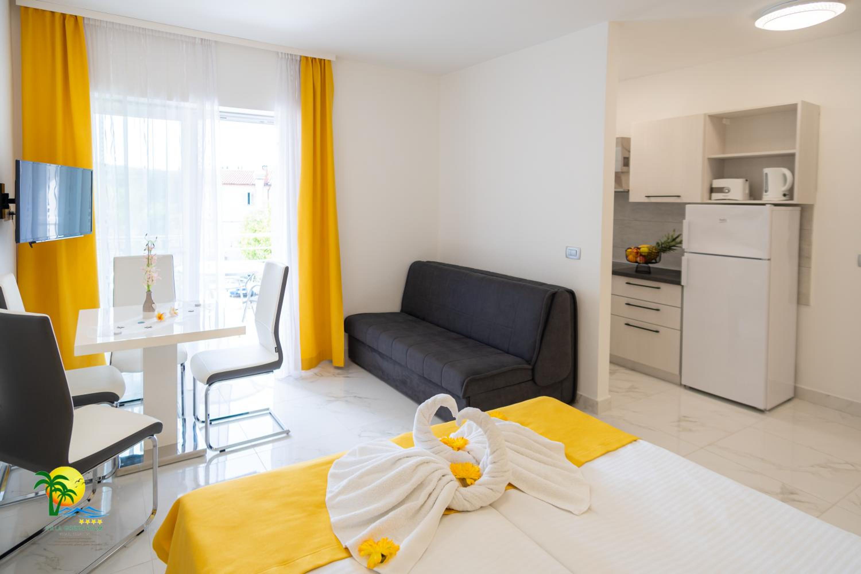 Studio Apartment photo 3