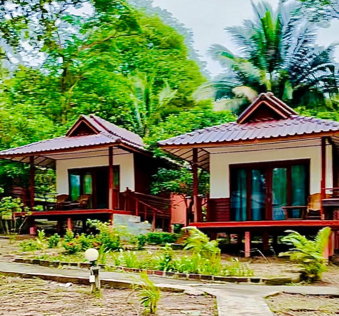 Deluxe Bungalow with Sea View