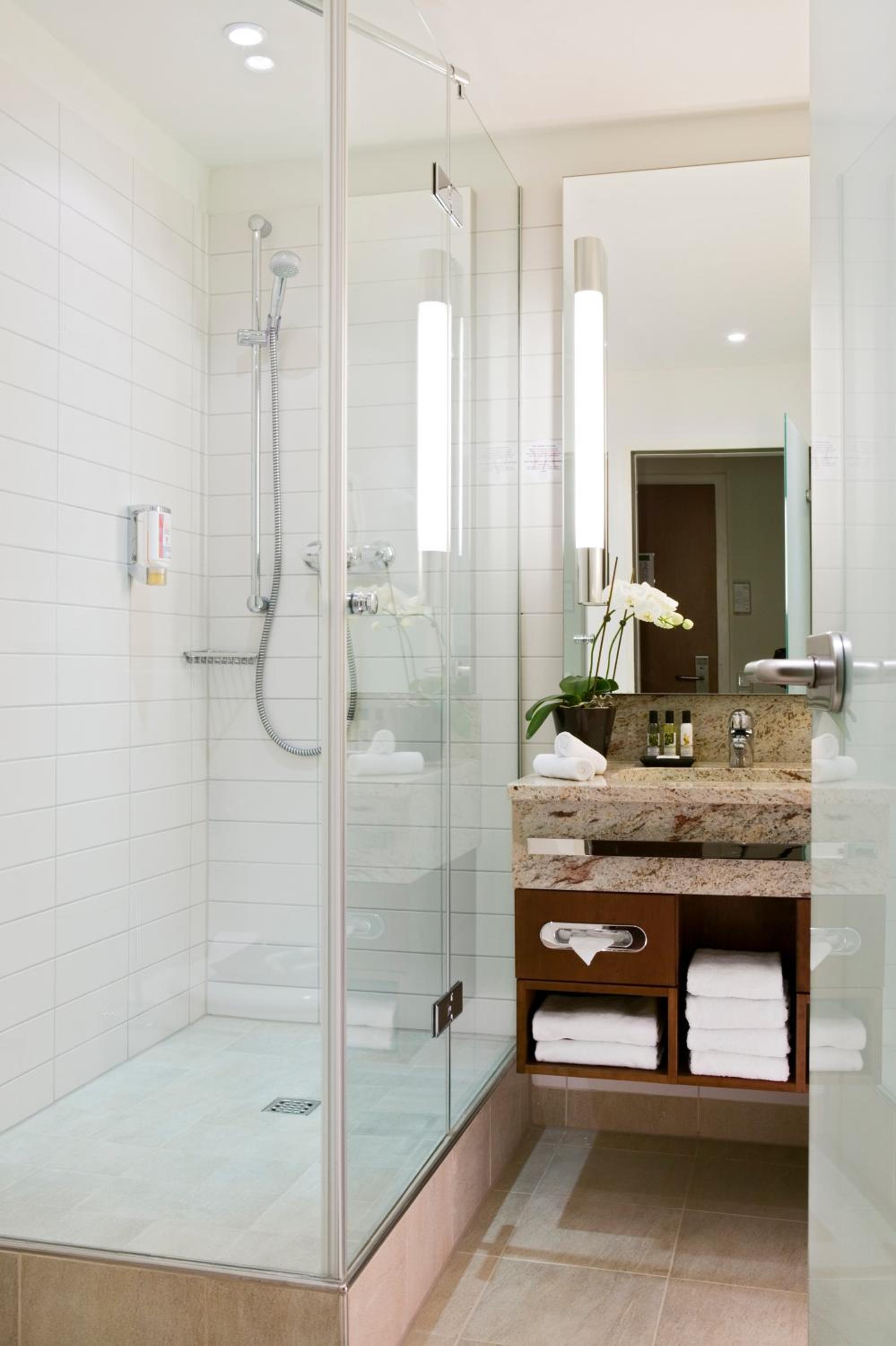 Standard Single Room - Photo 4