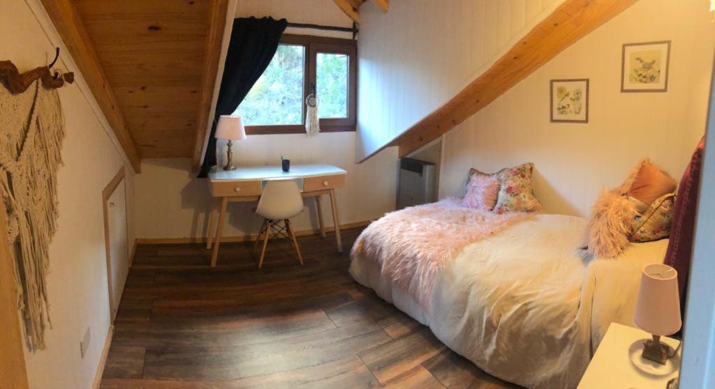 Four-Bedroom House photo 3