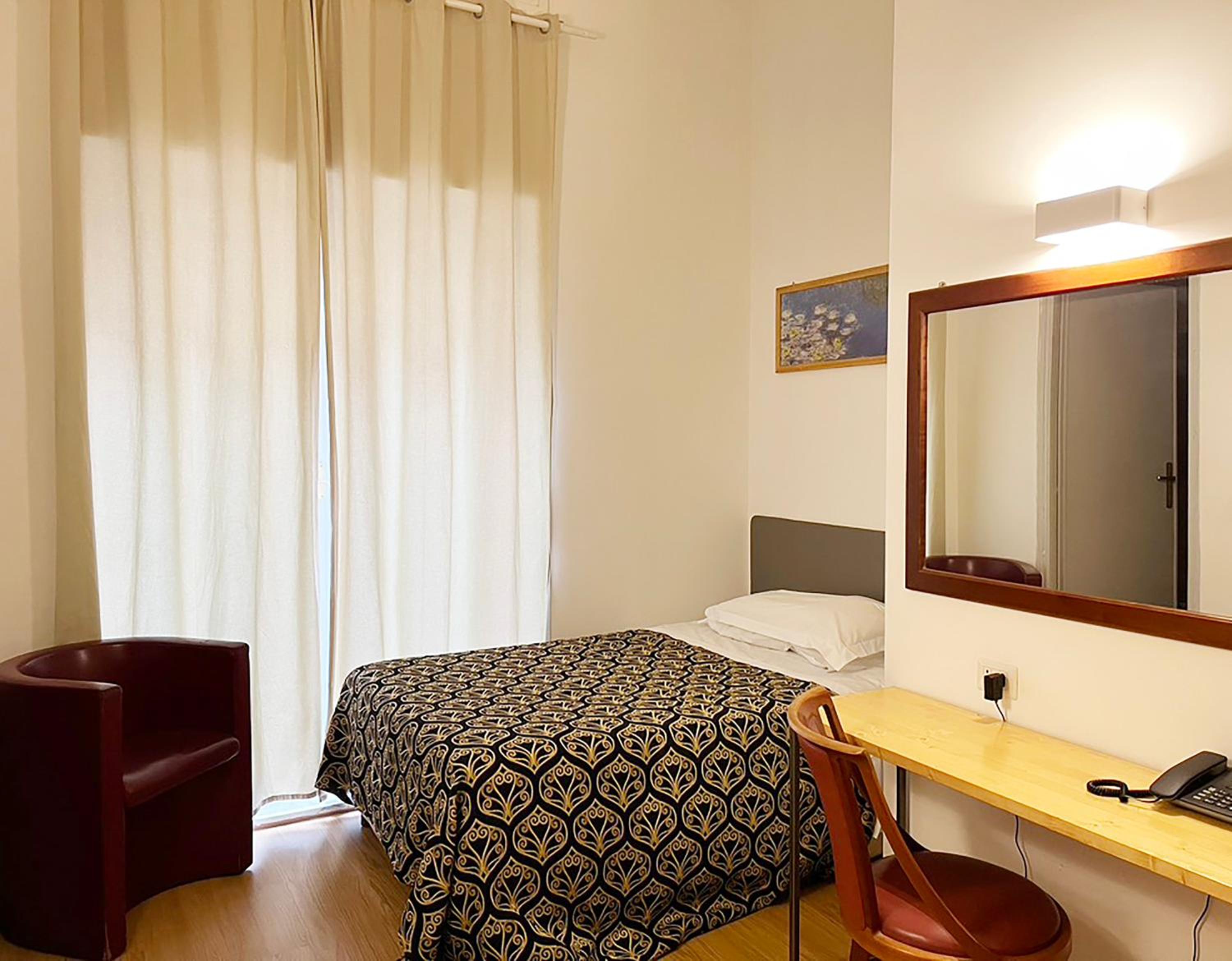 Economy Double Room (1 Adult) photo 1