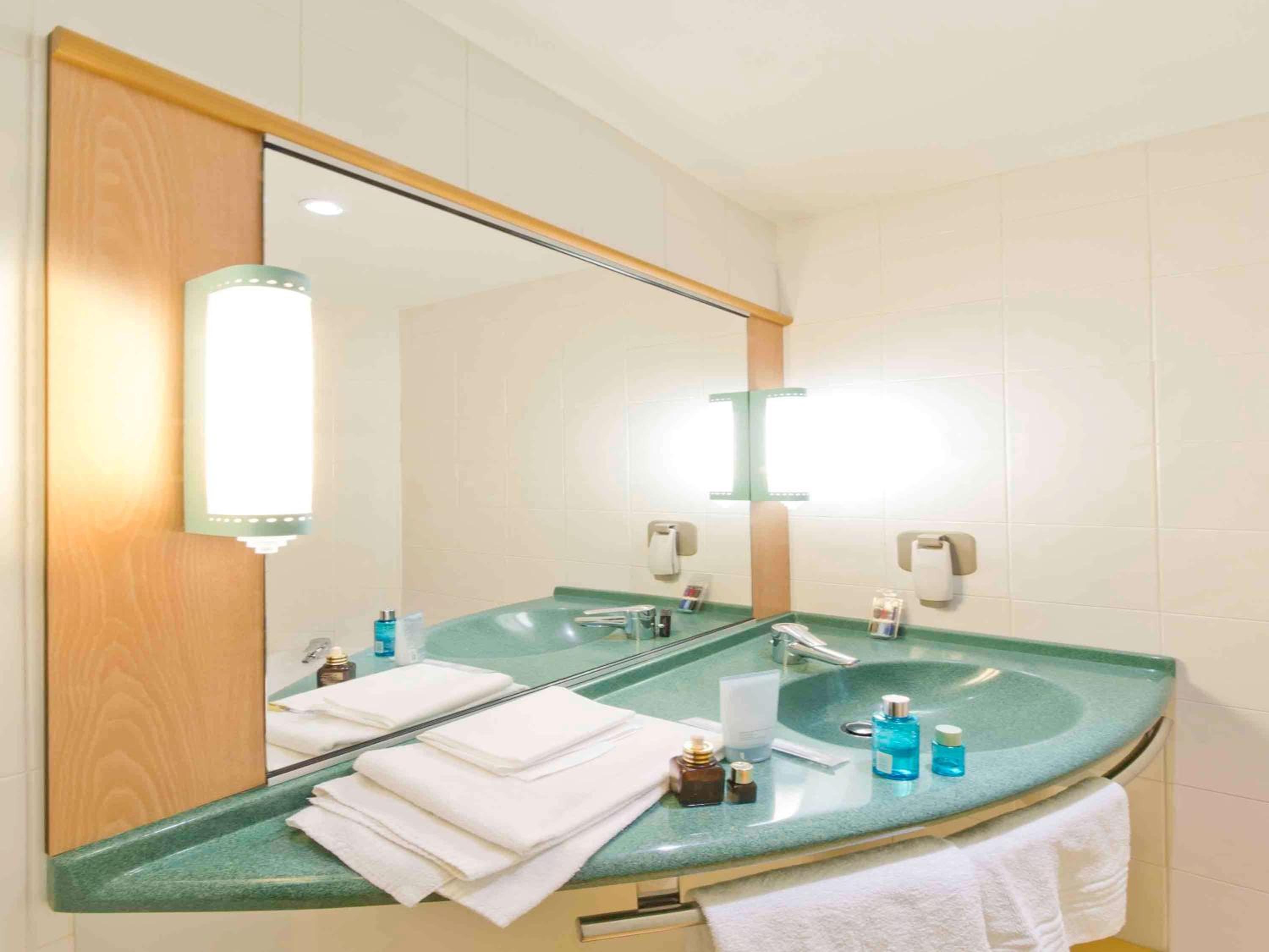 Executive Double Room - Photo 7