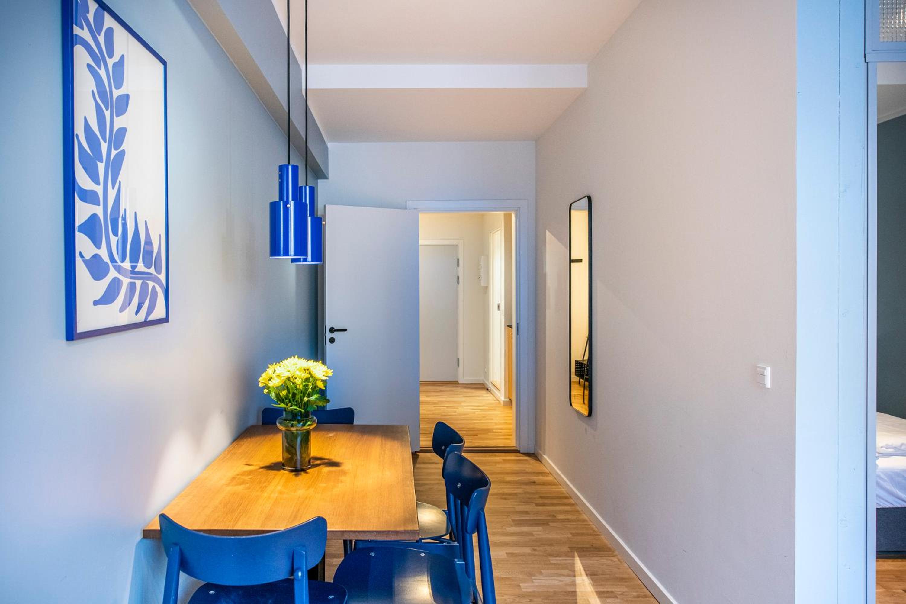 One-Bedroom Apartment - Photo 9