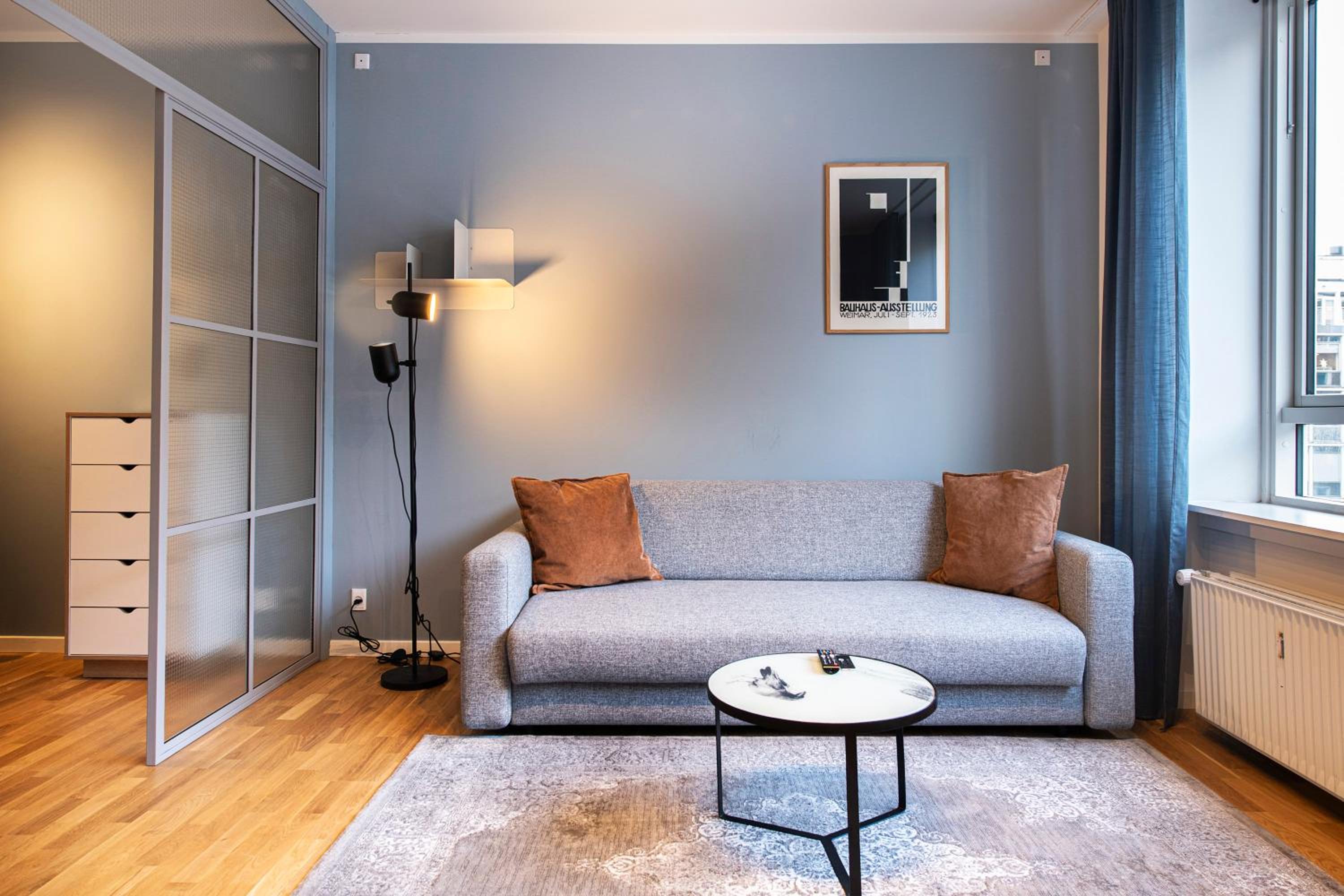 One-Bedroom Apartment - Photo 12