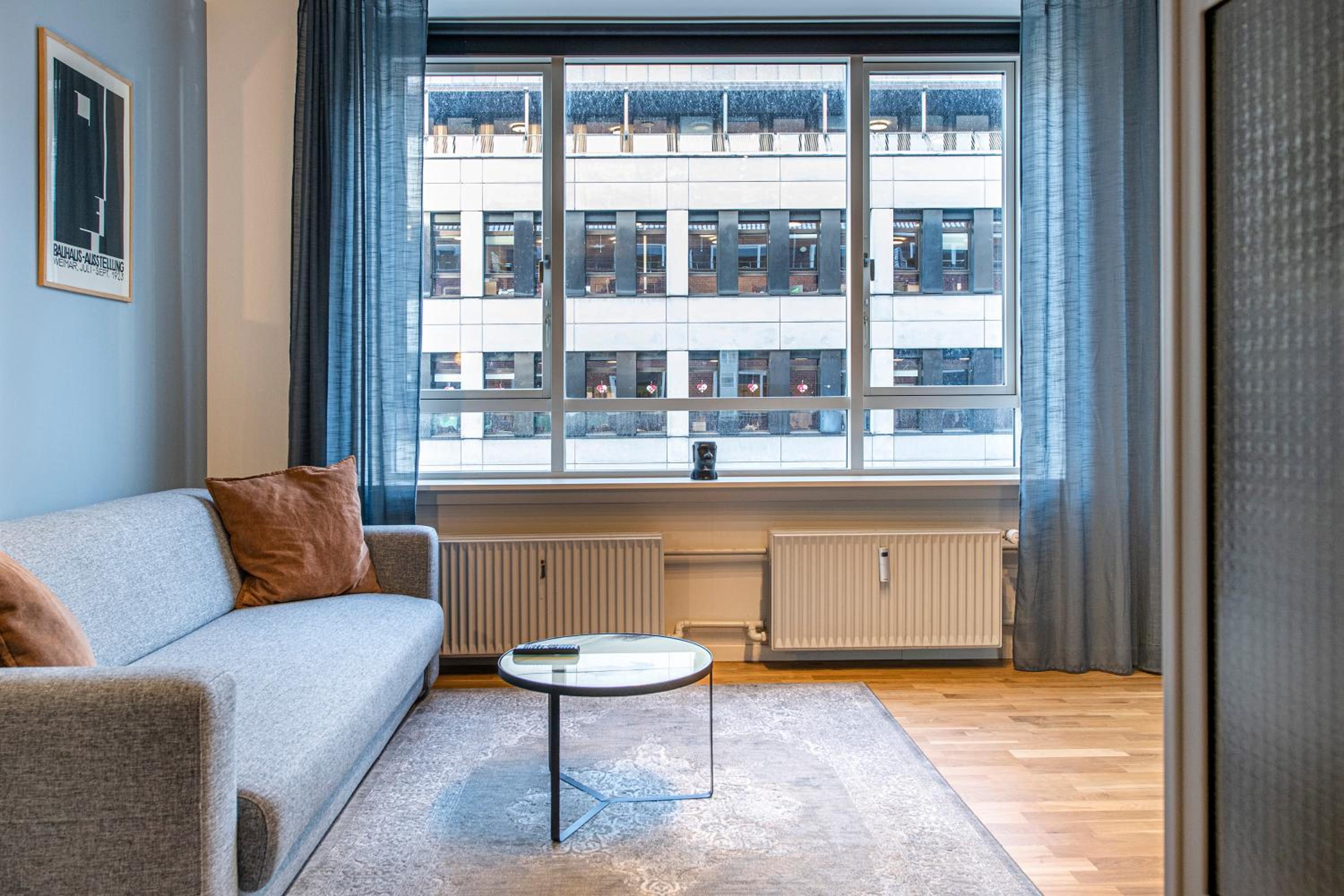 One-Bedroom Apartment - Photo 11