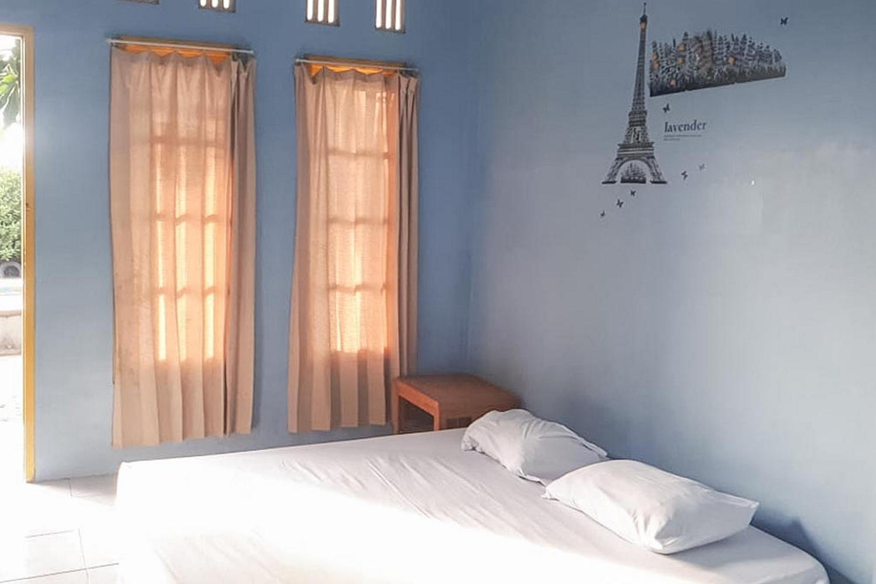 Economy Double Room photo 1