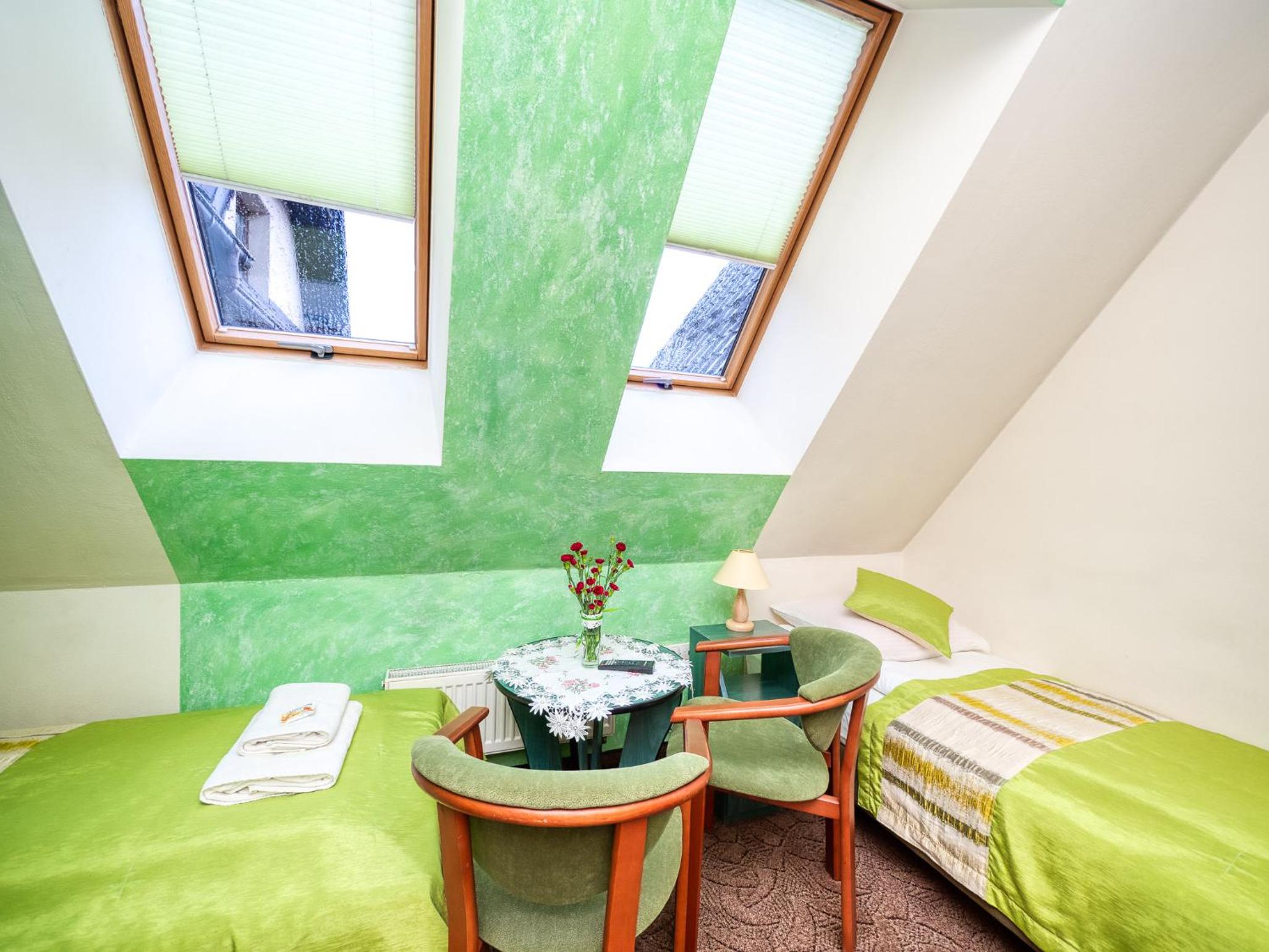 Small Double Room photo 2
