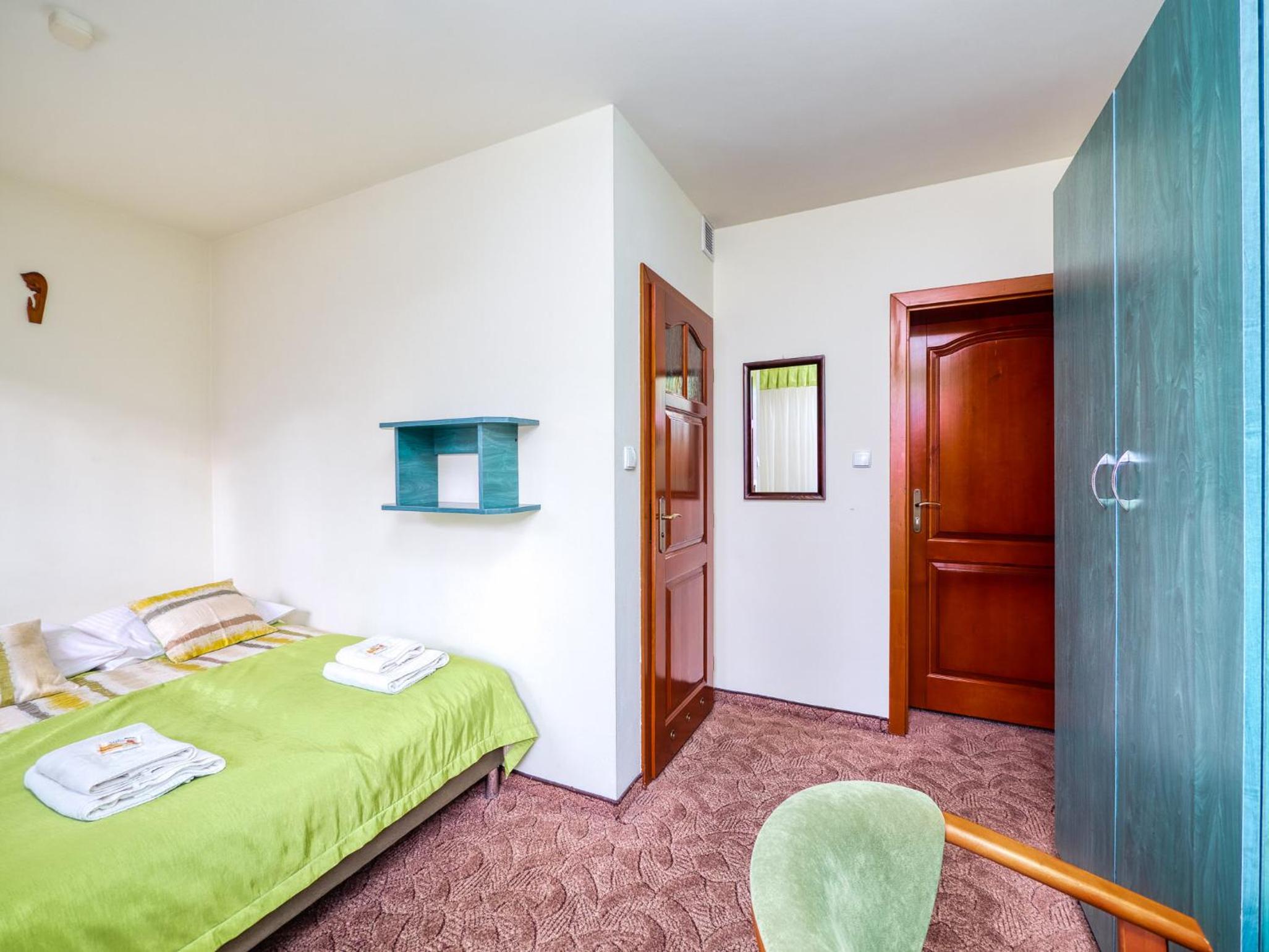 Small Double Room photo 1