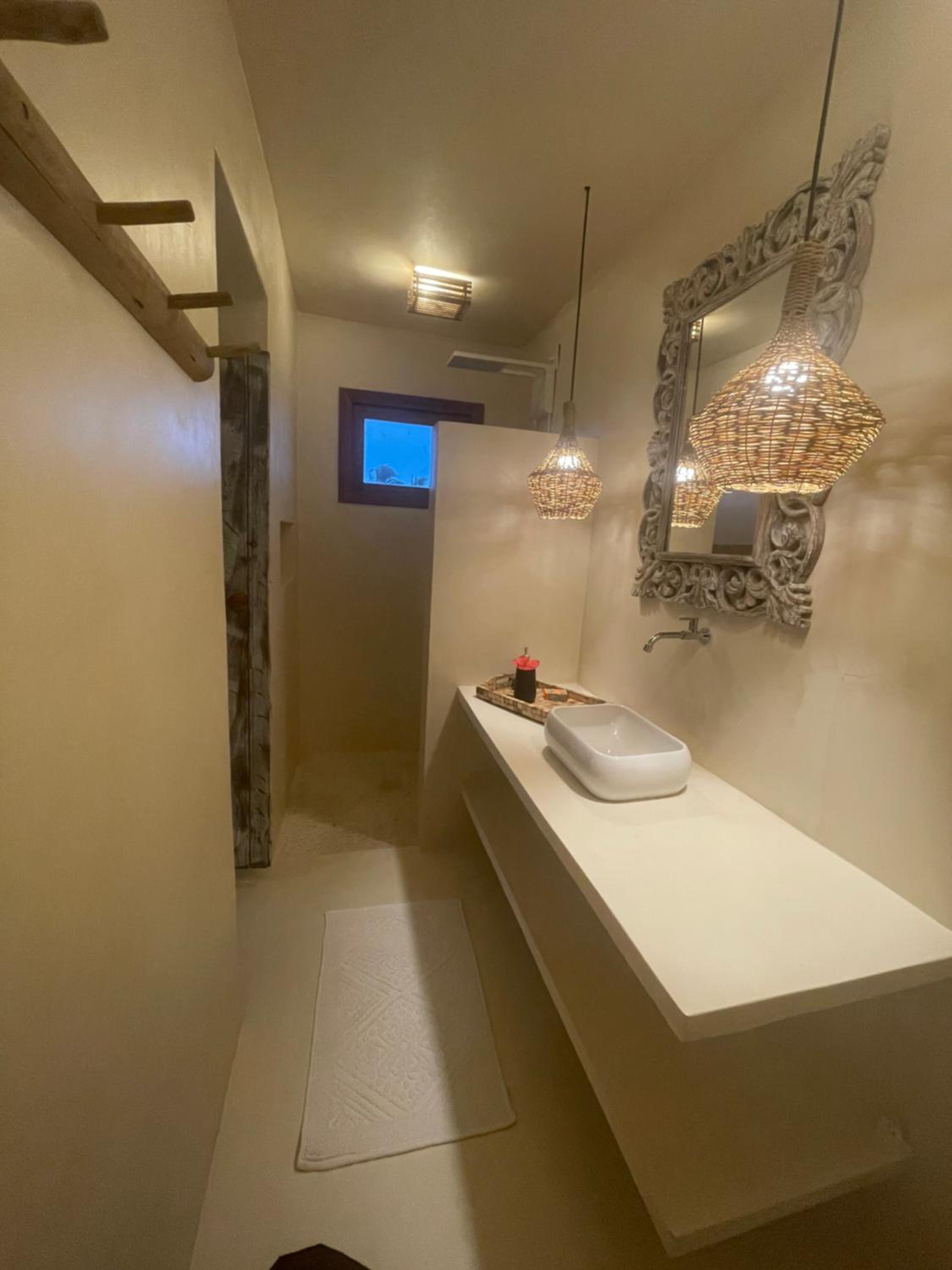 Deluxe Queen Room - Photo 4