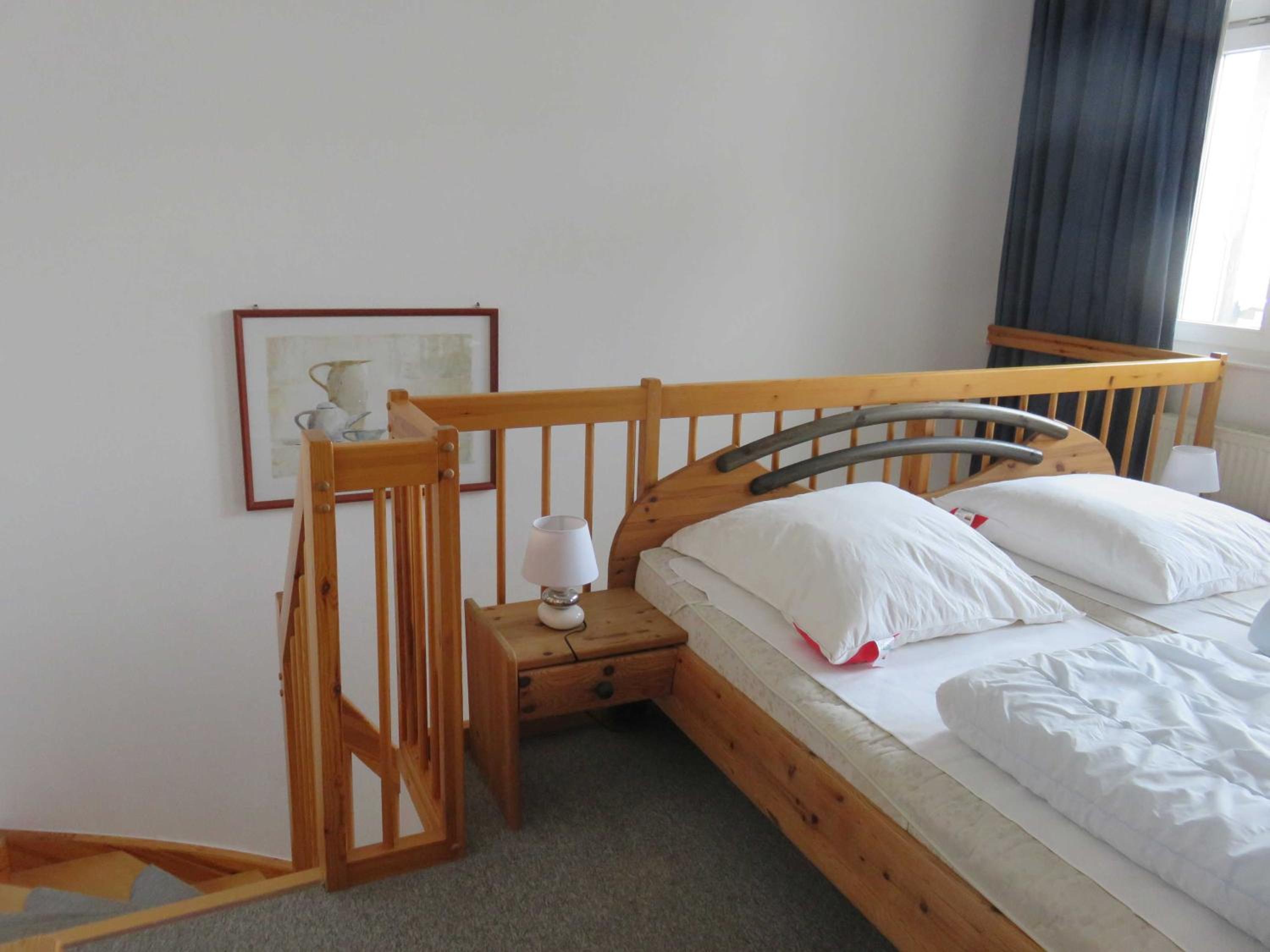 One-Bedroom Apartment with Balcony photo 2