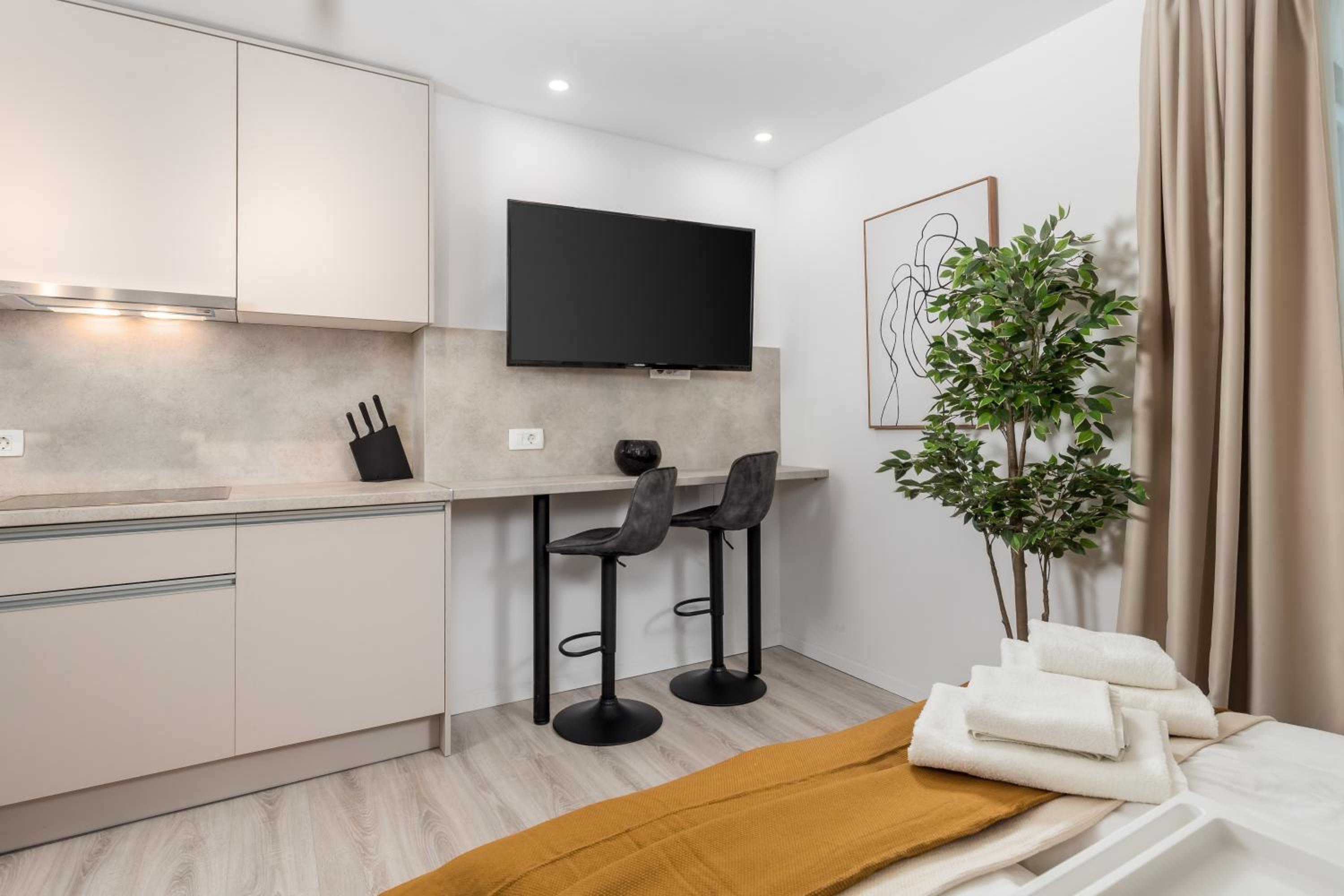 Superior Double Room - Photo 2