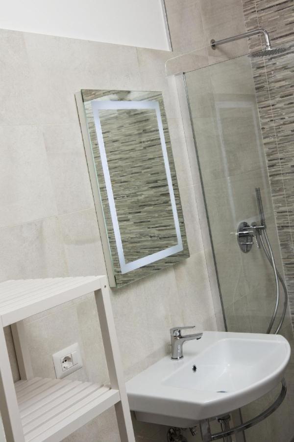 Two-Bedroom Apartment - Photo 8