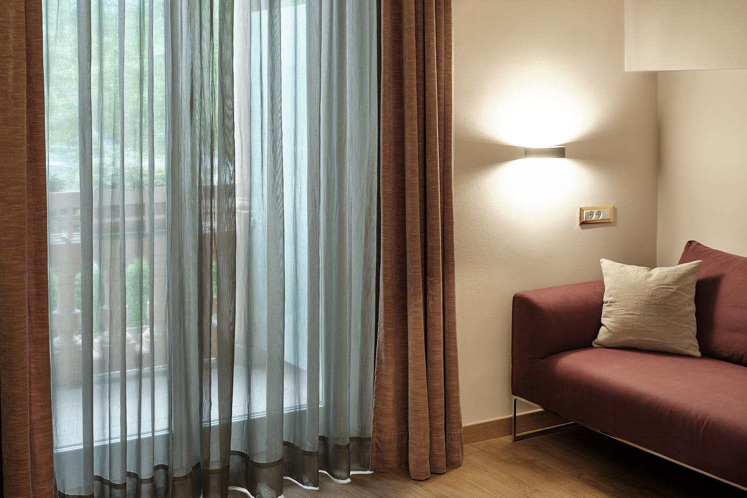 Deluxe Double Room with River View and Balcony - Photo 12