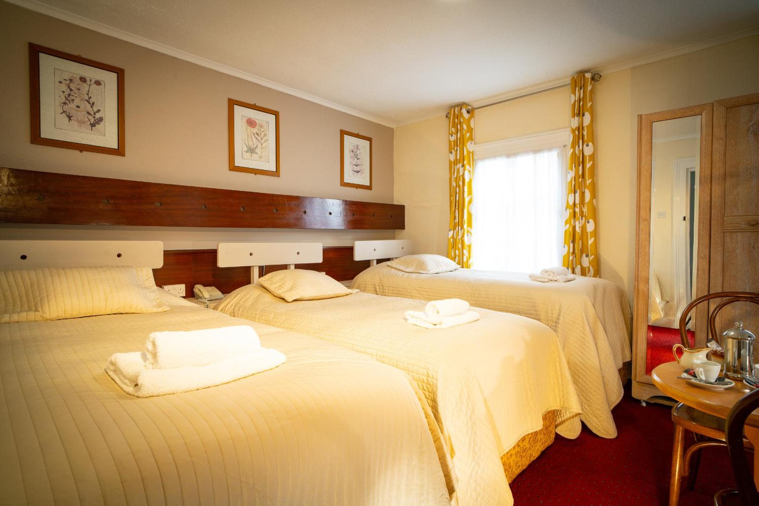 Triple Room - Photo 1