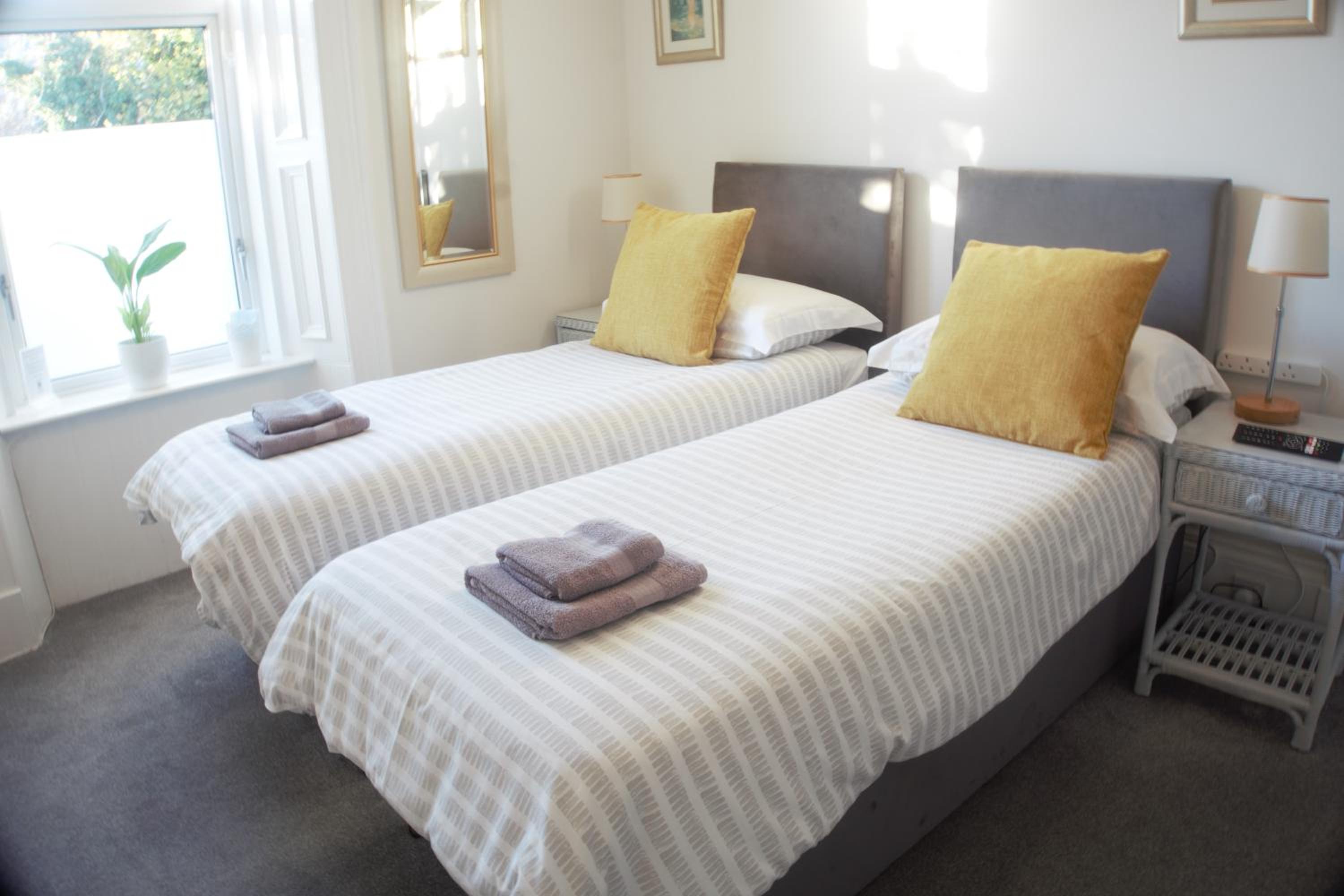 Superior Double or Twin Room - Photo 8