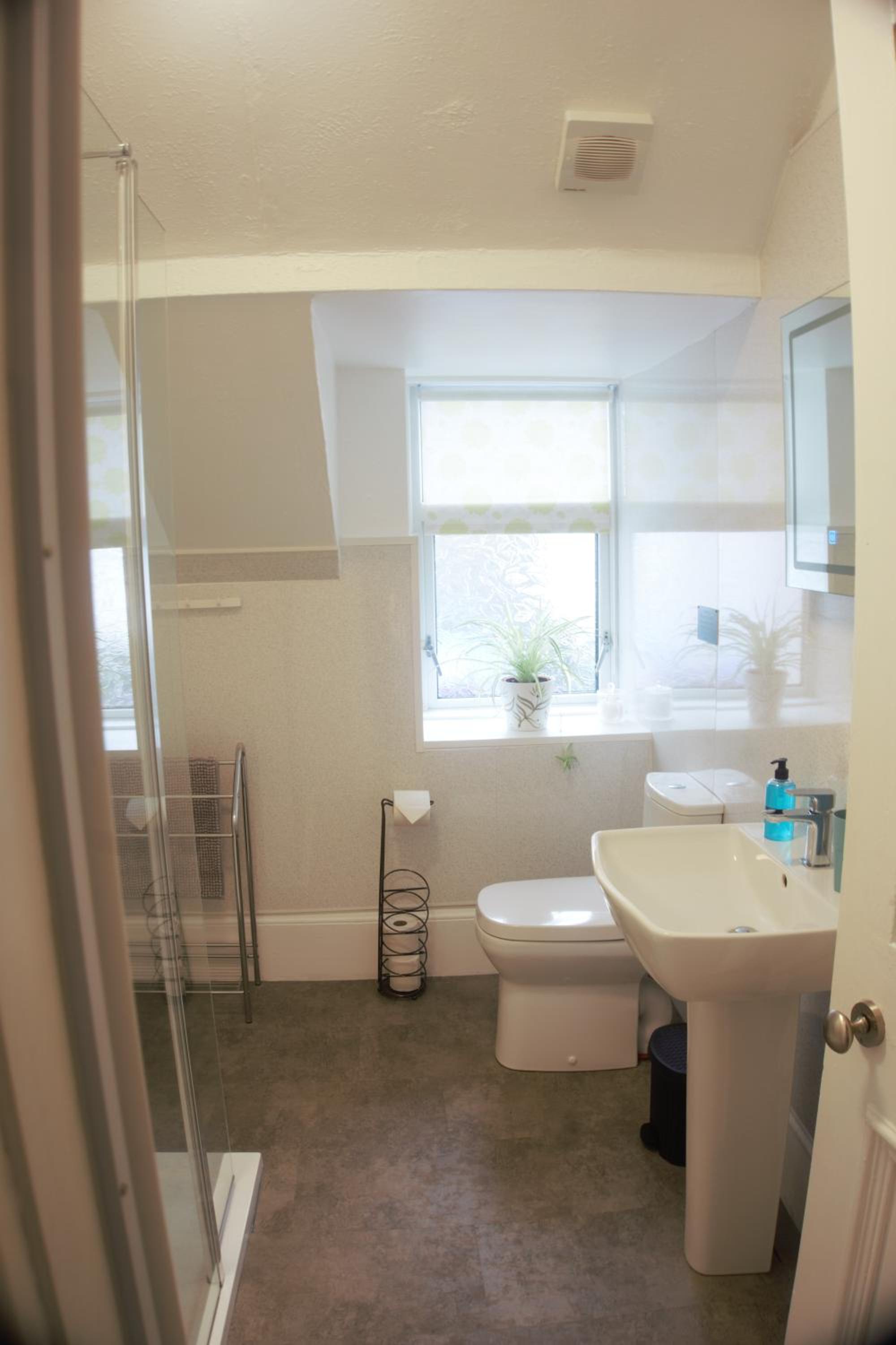 Superior Double or Twin Room - Photo 3