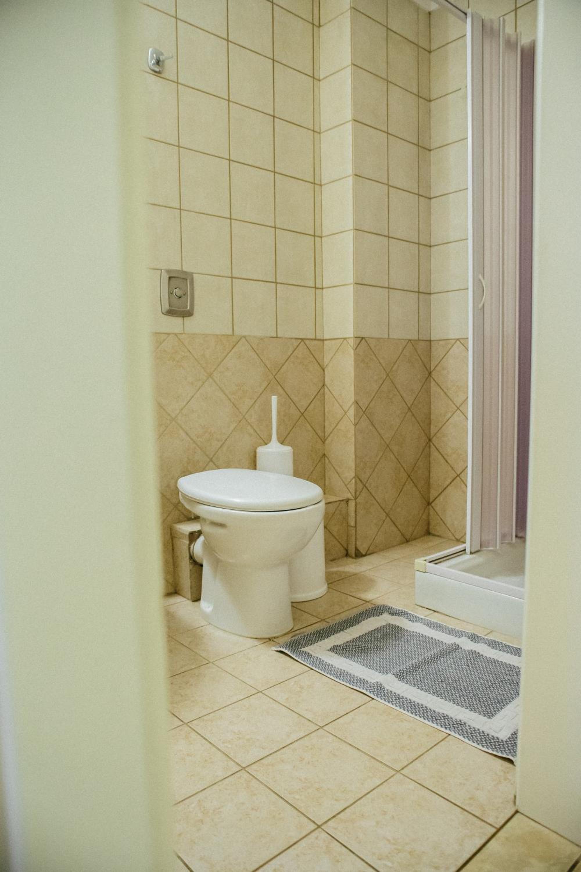 Deluxe Double Room with Balcony - Photo 2