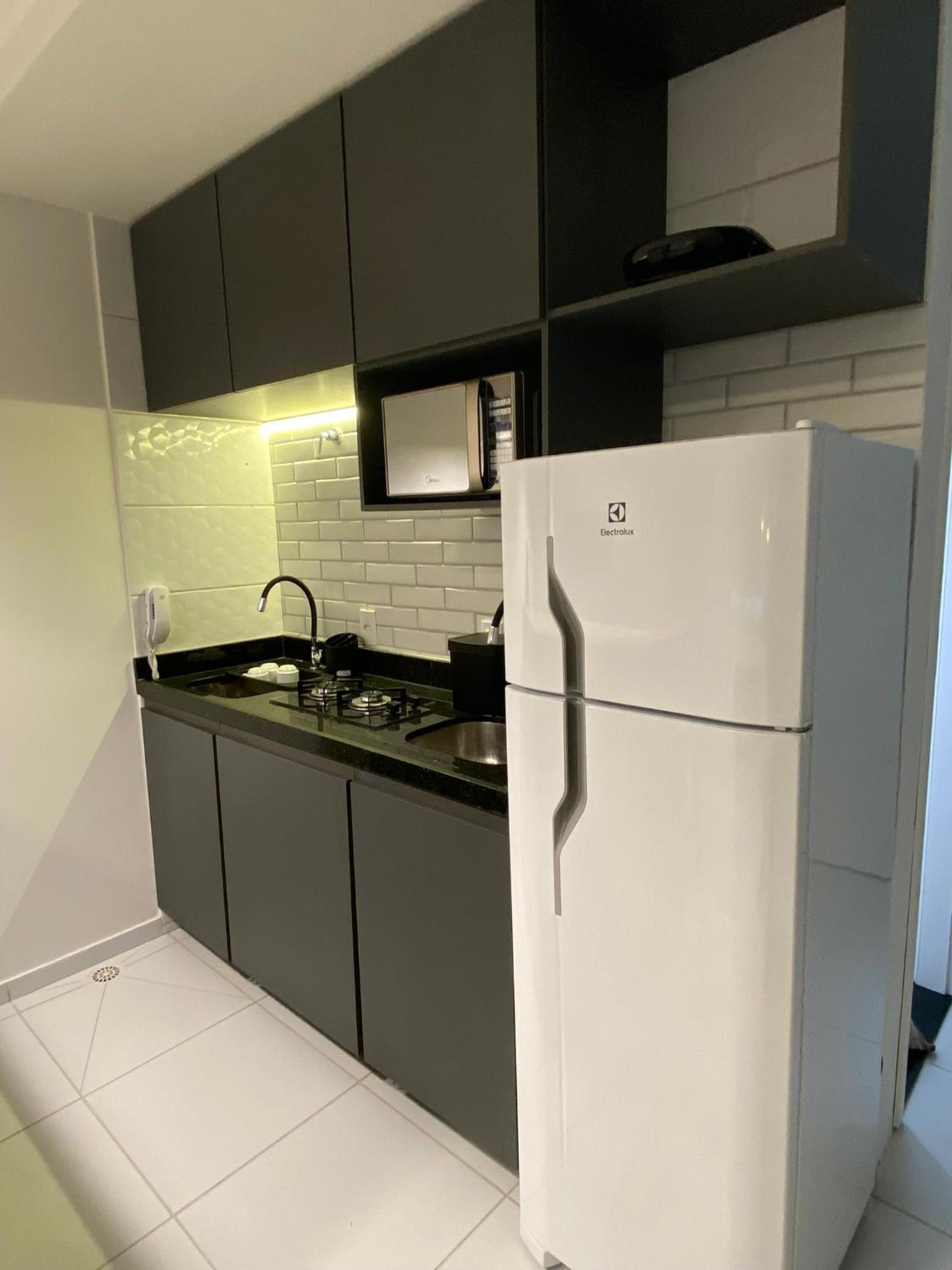 One-Bedroom Apartment - Photo 6